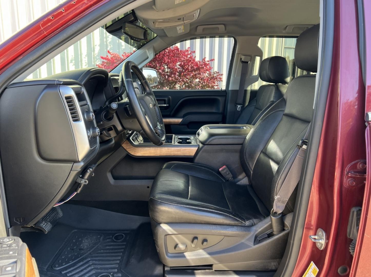 2015 MAROON /Black Leather Chevrolet Silverado 1500 LTZ Crew Cab 4WD (3GCUKSEC3FG) with an 5.3L V8 engine, Automatic transmission, located at 2990 Old Orchard Rd., Jackson, MO, 63755, 37.354214, -89.612106 - 2015 Chevrolet Silverado 1500 LTZ 159xxx miles 4x4 5.3L V8 Automatic Leather Navigation Power/Heated/Cooled Seats Backup Camera Bluetooth Remote Start Cruise Power Windows/Locks/Mirrors We have financing available and we accept trades! Fill out a credit application on our website or com - Photo#15