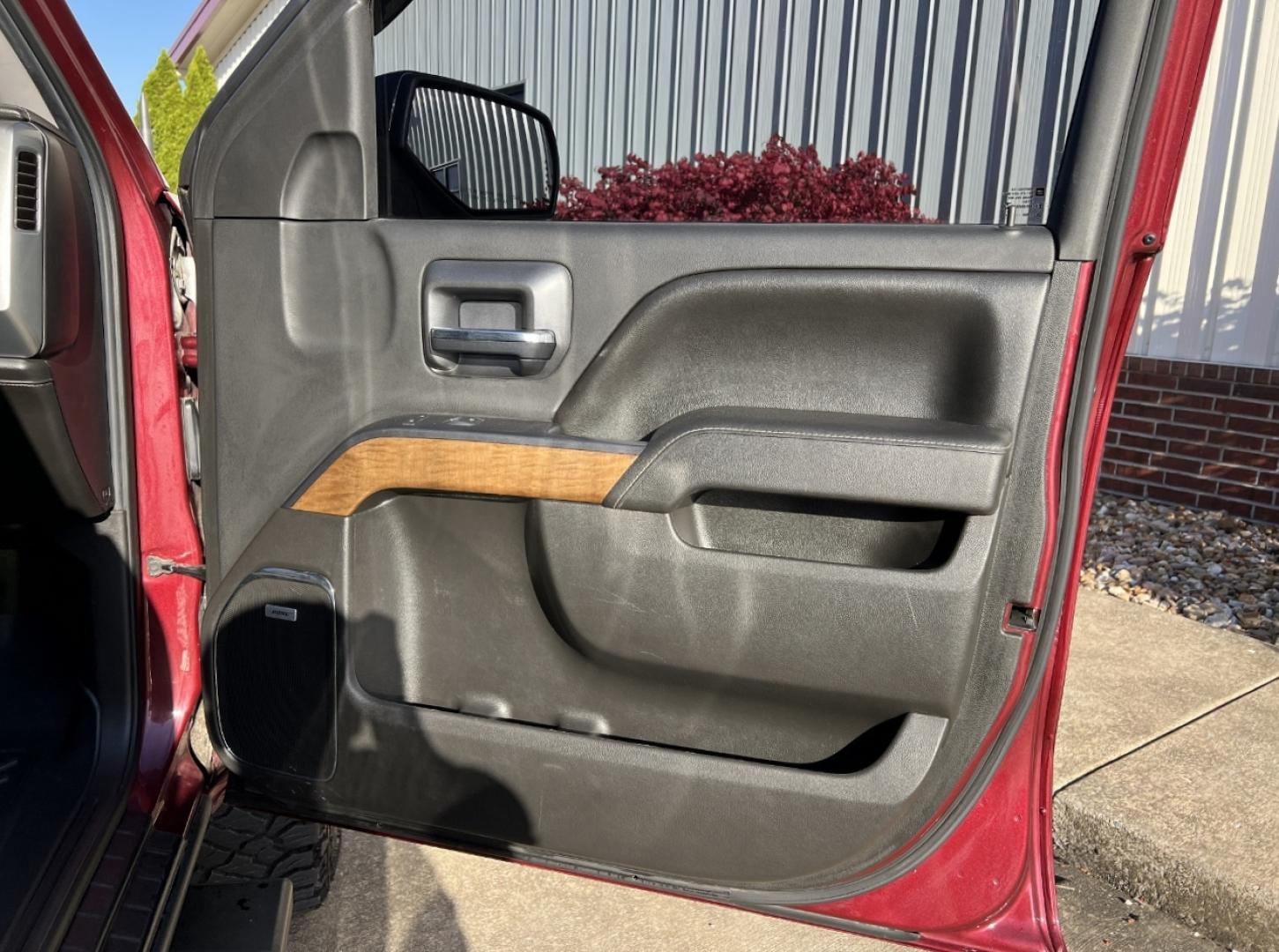 2015 MAROON /Black Leather Chevrolet Silverado 1500 LTZ Crew Cab 4WD (3GCUKSEC3FG) with an 5.3L V8 engine, Automatic transmission, located at 2990 Old Orchard Rd., Jackson, MO, 63755, 37.354214, -89.612106 - 2015 Chevrolet Silverado 1500 LTZ 159xxx miles 4x4 5.3L V8 Automatic Leather Navigation Power/Heated/Cooled Seats Backup Camera Bluetooth Remote Start Cruise Power Windows/Locks/Mirrors We have financing available and we accept trades! Fill out a credit application on our website or com - Photo#16