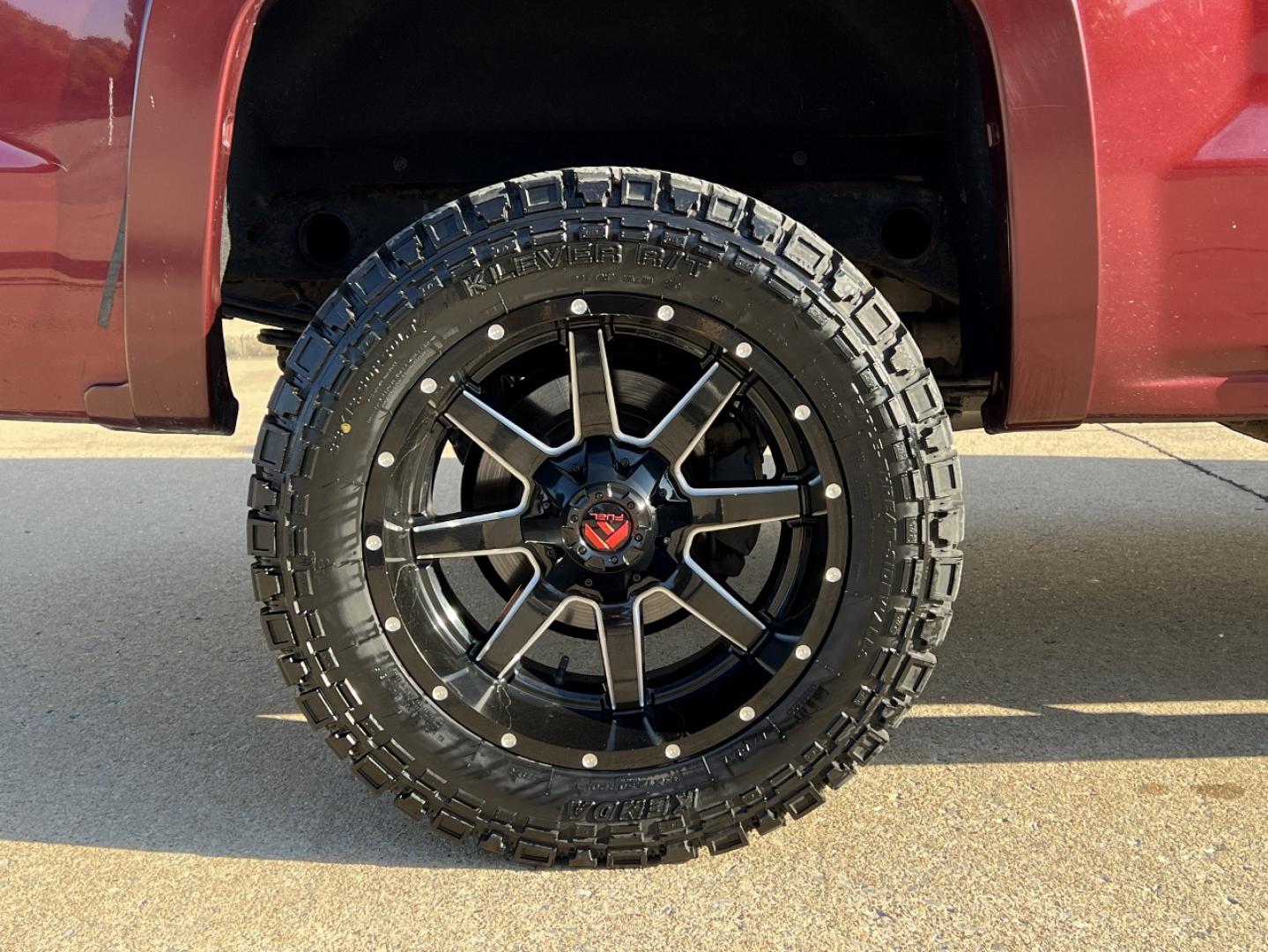 2015 MAROON /Black Leather Chevrolet Silverado 1500 LTZ Crew Cab 4WD (3GCUKSEC3FG) with an 5.3L V8 engine, Automatic transmission, located at 2990 Old Orchard Rd., Jackson, MO, 63755, 37.354214, -89.612106 - 2015 Chevrolet Silverado 1500 LTZ 159xxx miles 4x4 5.3L V8 Automatic Leather Navigation Power/Heated/Cooled Seats Backup Camera Bluetooth Remote Start Cruise Power Windows/Locks/Mirrors We have financing available and we accept trades! Fill out a credit application on our website or com - Photo#36