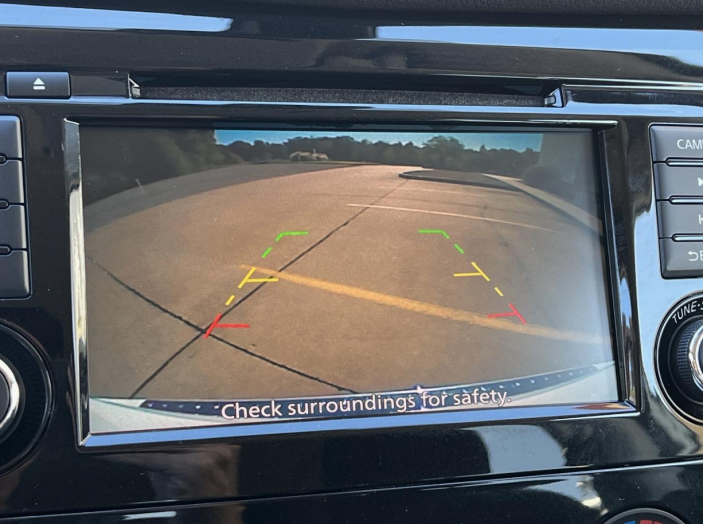 2020 WHITE /Black Cloth Nissan Rogue S AWD (5N1AT2MV8LC) with an 2.5L 4 Cyl. engine, CVT transmission, located at 2990 Old Orchard Rd., Jackson, MO, 63755, 37.354214, -89.612106 - 2020 Nissan Rogue S Only 59xxx miles All Wheel Drive 2.5L 4 Cyl. Automatic Backup Camera Heated Seats Bluetooth Cruise Power Windows/Locks/Mirrors We have financing available and we accept trades! Fill out a credit application on our website or come by today! If you have any questions, gi - Photo#3