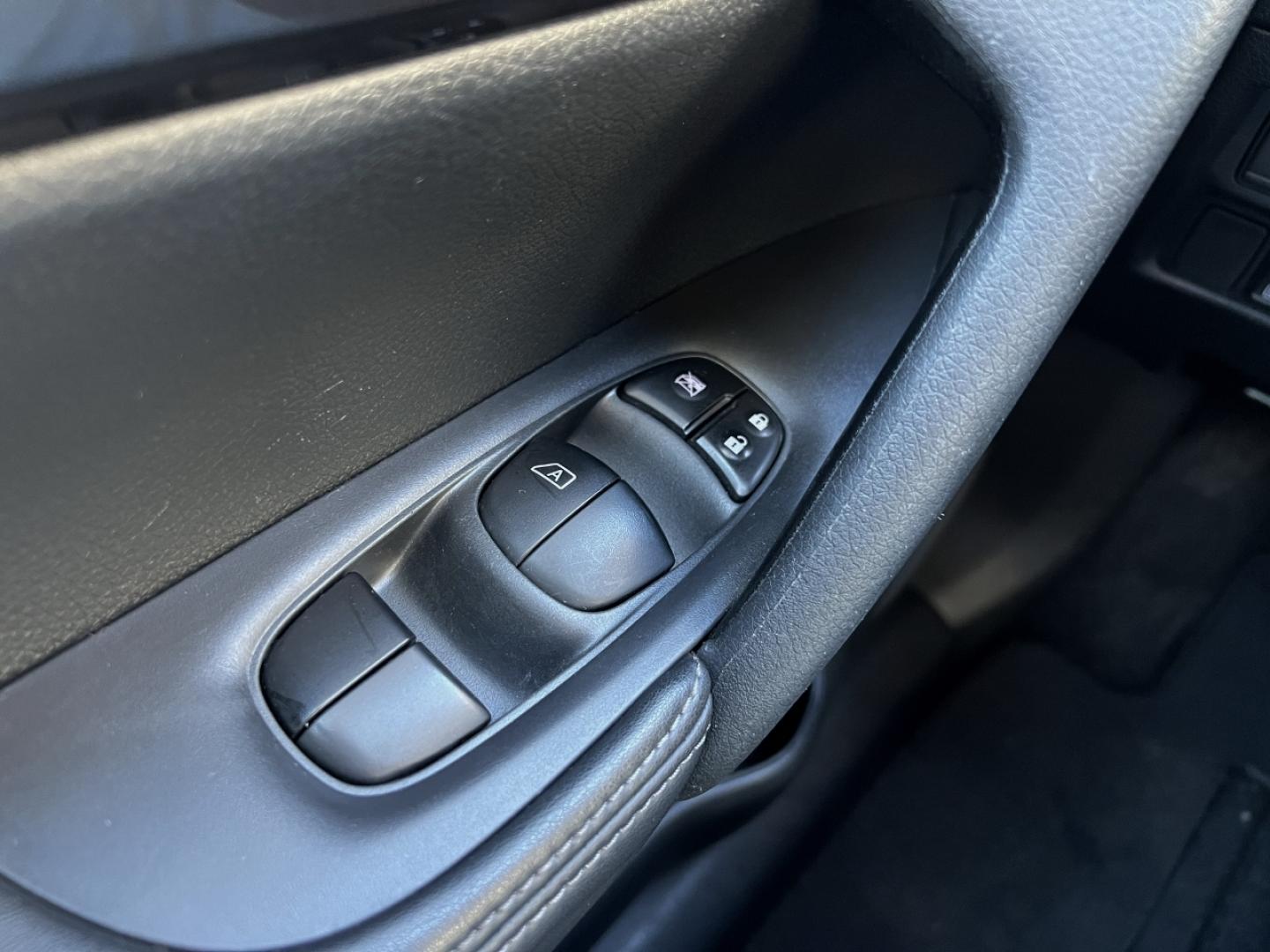 2020 WHITE /Black Cloth Nissan Rogue S AWD (5N1AT2MV8LC) with an 2.5L 4 Cyl. engine, CVT transmission, located at 2990 Old Orchard Rd., Jackson, MO, 63755, 37.354214, -89.612106 - 2020 Nissan Rogue S Only 59xxx miles All Wheel Drive 2.5L 4 Cyl. Automatic Backup Camera Heated Seats Bluetooth Cruise Power Windows/Locks/Mirrors We have financing available and we accept trades! Fill out a credit application on our website or come by today! If you have any questions, gi - Photo#25