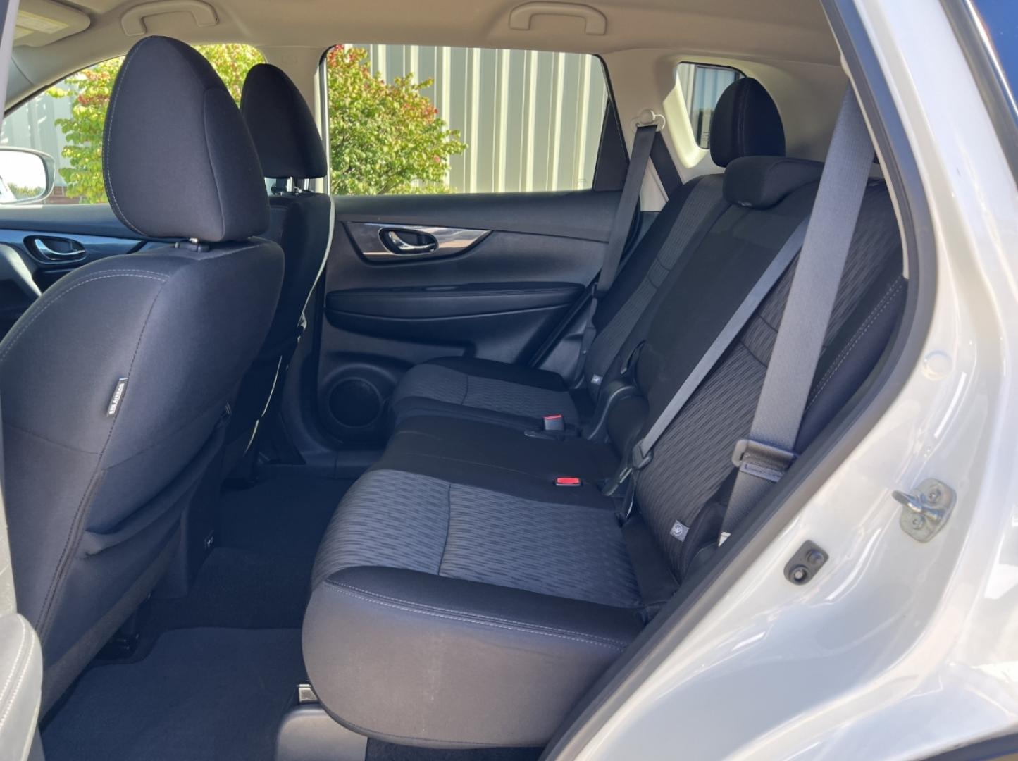 2020 WHITE /Black Cloth Nissan Rogue S AWD (5N1AT2MV8LC) with an 2.5L 4 Cyl. engine, CVT transmission, located at 2990 Old Orchard Rd., Jackson, MO, 63755, 37.354214, -89.612106 - 2020 Nissan Rogue S Only 59xxx miles All Wheel Drive 2.5L 4 Cyl. Automatic Backup Camera Heated Seats Bluetooth Cruise Power Windows/Locks/Mirrors We have financing available and we accept trades! Fill out a credit application on our website or come by today! If you have any questions, gi - Photo#16