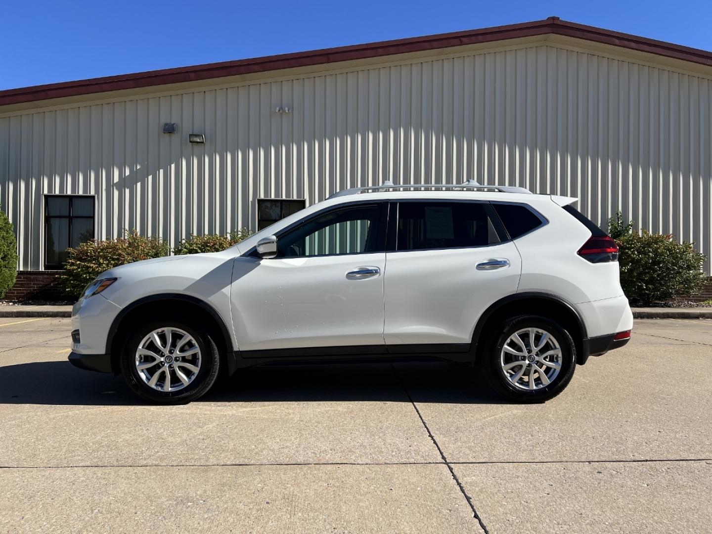 2020 WHITE /Black Cloth Nissan Rogue S AWD (5N1AT2MV8LC) with an 2.5L 4 Cyl. engine, CVT transmission, located at 2990 Old Orchard Rd., Jackson, MO, 63755, 37.354214, -89.612106 - 2020 Nissan Rogue S Only 59xxx miles All Wheel Drive 2.5L 4 Cyl. Automatic Backup Camera Heated Seats Bluetooth Cruise Power Windows/Locks/Mirrors We have financing available and we accept trades! Fill out a credit application on our website or come by today! If you have any questions, gi - Photo#6