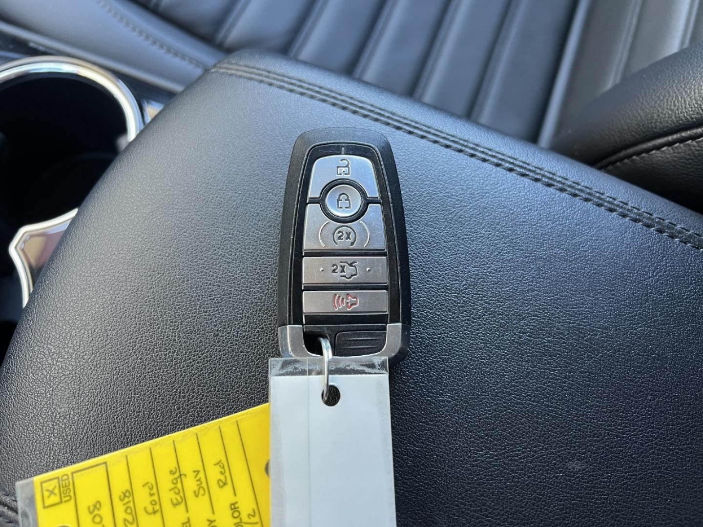 2018 RED /Black Leather Ford Edge SEL AWD (2FMPK4J96JB) with an 2.0L 4 Cyl. engine, Automatic transmission, located at 506 S. Kingshighway, Cape Girardeau, MO, 63703, (573) 235-5000, 37.294991, -89.553635 - 2018 Ford Edge SEL 1-Owner 76xxx miles All Wheel Drive 2.0L 4 Cyl. Automatic Leather Navigation Power/Heated Seats Backup Camera Bluetooth Remote Start Cruise Power Windows/Locks/Mirrors We have financing available and we accept trades! Fill out a credit application on our website or c - Photo#6