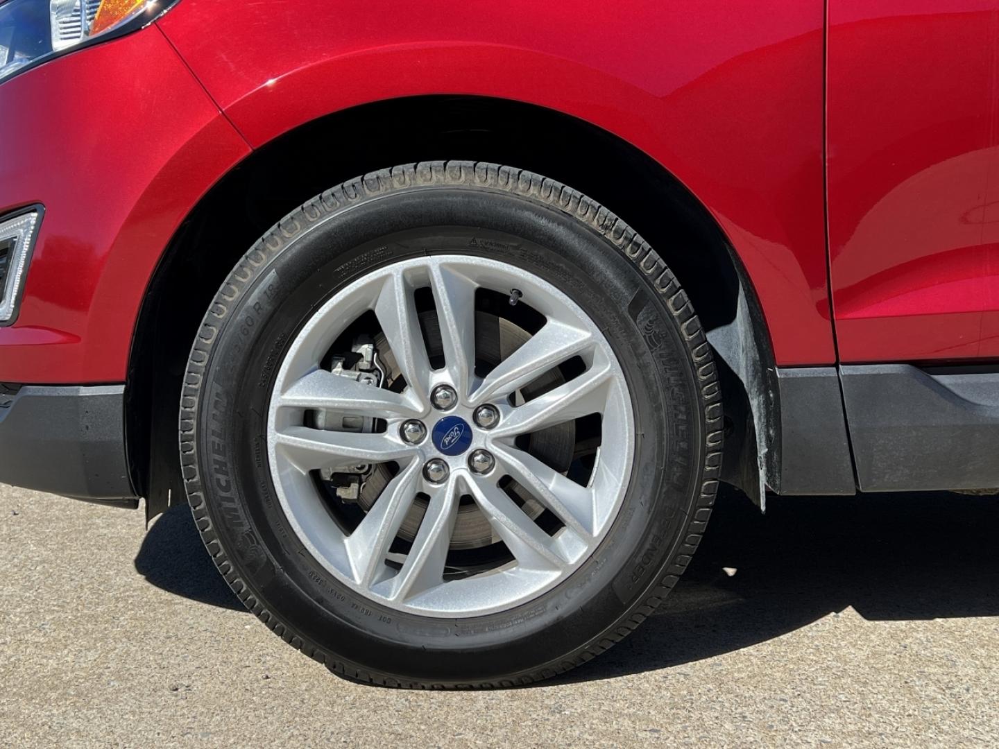 2018 RED /Black Leather Ford Edge SEL AWD (2FMPK4J96JB) with an 2.0L 4 Cyl. engine, Automatic transmission, located at 506 S. Kingshighway, Cape Girardeau, MO, 63703, (573) 235-5000, 37.294991, -89.553635 - 2018 Ford Edge SEL 1-Owner 76xxx miles All Wheel Drive 2.0L 4 Cyl. Automatic Leather Navigation Power/Heated Seats Backup Camera Bluetooth Remote Start Cruise Power Windows/Locks/Mirrors We have financing available and we accept trades! Fill out a credit application on our website or c - Photo#38