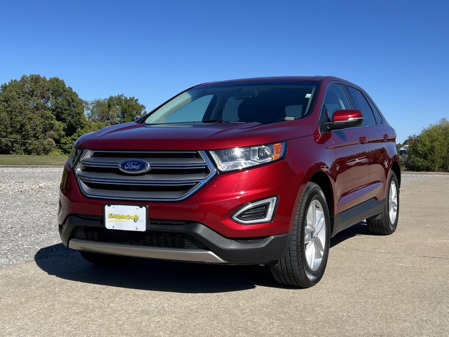 2018 RED /Black Leather Ford Edge SEL AWD (2FMPK4J96JB) with an 2.0L 4 Cyl. engine, Automatic transmission, located at 506 S. Kingshighway, Cape Girardeau, MO, 63703, (573) 235-5000, 37.294991, -89.553635 - 2018 Ford Edge SEL 1-Owner 76xxx miles All Wheel Drive 2.0L 4 Cyl. Automatic Leather Navigation Power/Heated Seats Backup Camera Bluetooth Remote Start Cruise Power Windows/Locks/Mirrors We have financing available and we accept trades! Fill out a credit application on our website or c - Photo#7