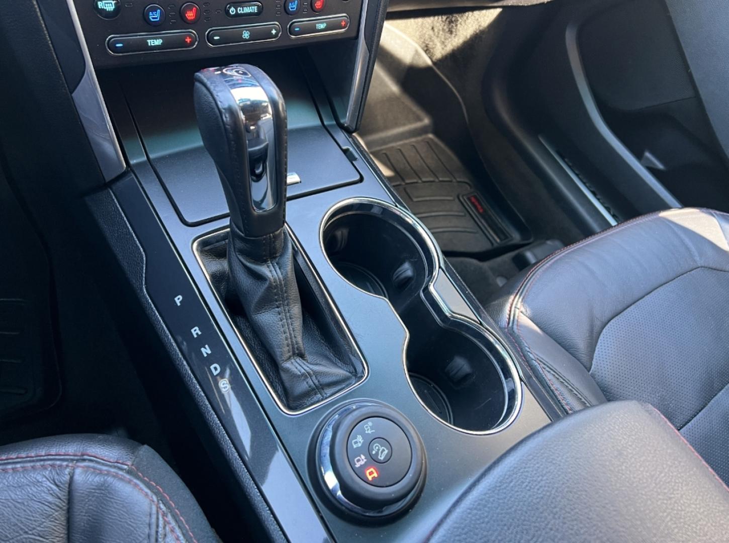 2016 WHITE /Black Leather Ford Explorer Sport 4WD (1FM5K8GT6GG) with an 3.5L V6 engine, Automatic transmission, located at 2990 Old Orchard Rd., Jackson, MO, 63755, 37.354214, -89.612106 - 2016 Ford Explorer Sport 142xxx miles 4 Wheel Drive 3.5L V6 Automatic Leather 3rd Row Navigation Power/Heated/Cooled Seats Heated Seats Backup Camera Bluetooth Remote Start Cruise Power Windows/Locks/Mirrors We have financing available and we accept trades! Fill out a credit applicati - Photo#28