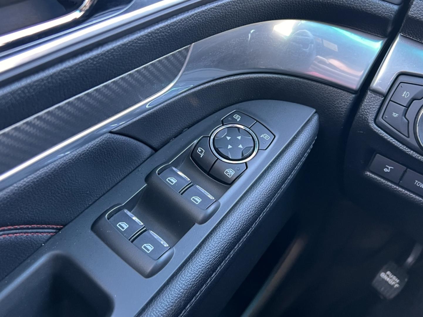 2016 WHITE /Black Leather Ford Explorer Sport 4WD (1FM5K8GT6GG) with an 3.5L V6 engine, Automatic transmission, located at 2990 Old Orchard Rd., Jackson, MO, 63755, 37.354214, -89.612106 - 2016 Ford Explorer Sport 142xxx miles 4 Wheel Drive 3.5L V6 Automatic Leather 3rd Row Navigation Power/Heated/Cooled Seats Heated Seats Backup Camera Bluetooth Remote Start Cruise Power Windows/Locks/Mirrors We have financing available and we accept trades! Fill out a credit applicati - Photo#32