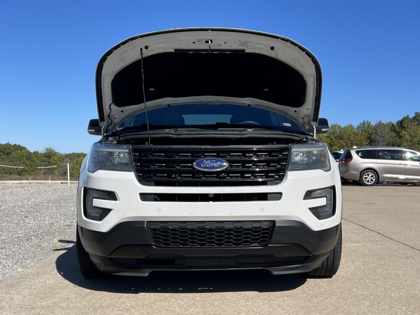 2016 WHITE /Black Leather Ford Explorer Sport 4WD (1FM5K8GT6GG) with an 3.5L V6 engine, Automatic transmission, located at 2990 Old Orchard Rd., Jackson, MO, 63755, 37.354214, -89.612106 - 2016 Ford Explorer Sport 142xxx miles 4 Wheel Drive 3.5L V6 Automatic Leather 3rd Row Navigation Power/Heated/Cooled Seats Heated Seats Backup Camera Bluetooth Remote Start Cruise Power Windows/Locks/Mirrors We have financing available and we accept trades! Fill out a credit applicati - Photo#38