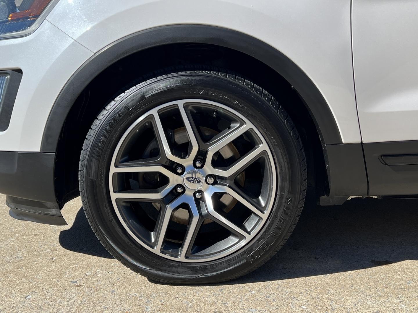 2016 WHITE /Black Leather Ford Explorer Sport 4WD (1FM5K8GT6GG) with an 3.5L V6 engine, Automatic transmission, located at 2990 Old Orchard Rd., Jackson, MO, 63755, 37.354214, -89.612106 - 2016 Ford Explorer Sport 142xxx miles 4 Wheel Drive 3.5L V6 Automatic Leather 3rd Row Navigation Power/Heated/Cooled Seats Heated Seats Backup Camera Bluetooth Remote Start Cruise Power Windows/Locks/Mirrors We have financing available and we accept trades! Fill out a credit applicati - Photo#41