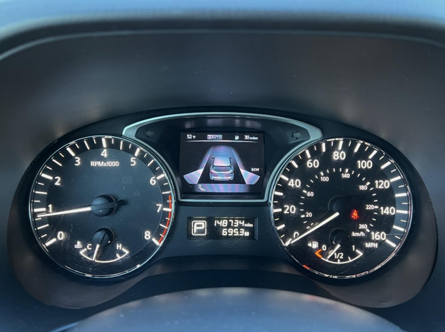 2015 SILVER /Black Leather Nissan Pathfinder Platinum 4WD (5N1AR2MM1FC) with an 3.5L V6 engine, Continuously Variable Transmission transmission, located at 2990 Old Orchard Rd., Jackson, MO, 63755, 37.354214, -89.612106 - 2015 Nissan Platinum 148xxx miles 4 Wheel Drive 3.5L V6 Automatic Leather 3rd Row Navigation Rear Entertainment Power/Heated/Cooled Seats Heated Rear Seats Heated Steering Wheel Backup Camera Sunroof Bluetooth Remote Start Cruise Power Windows/Locks/Mirrors We have financing availa - Photo#1