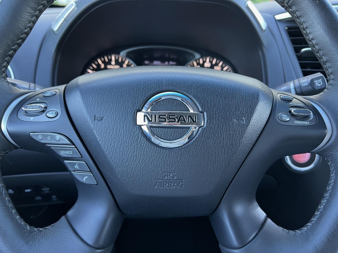 2015 SILVER /Black Leather Nissan Pathfinder Platinum 4WD (5N1AR2MM1FC) with an 3.5L V6 engine, Continuously Variable Transmission transmission, located at 2990 Old Orchard Rd., Jackson, MO, 63755, 37.354214, -89.612106 - 2015 Nissan Platinum 148xxx miles 4 Wheel Drive 3.5L V6 Automatic Leather 3rd Row Navigation Rear Entertainment Power/Heated/Cooled Seats Heated Rear Seats Heated Steering Wheel Backup Camera Sunroof Bluetooth Remote Start Cruise Power Windows/Locks/Mirrors We have financing availa - Photo#29