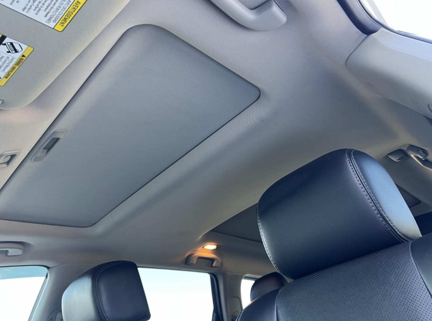 2015 SILVER /Black Leather Nissan Pathfinder Platinum 4WD (5N1AR2MM1FC) with an 3.5L V6 engine, Continuously Variable Transmission transmission, located at 2990 Old Orchard Rd., Jackson, MO, 63755, 37.354214, -89.612106 - 2015 Nissan Platinum 148xxx miles 4 Wheel Drive 3.5L V6 Automatic Leather 3rd Row Navigation Rear Entertainment Power/Heated/Cooled Seats Heated Rear Seats Heated Steering Wheel Backup Camera Sunroof Bluetooth Remote Start Cruise Power Windows/Locks/Mirrors We have financing availa - Photo#6