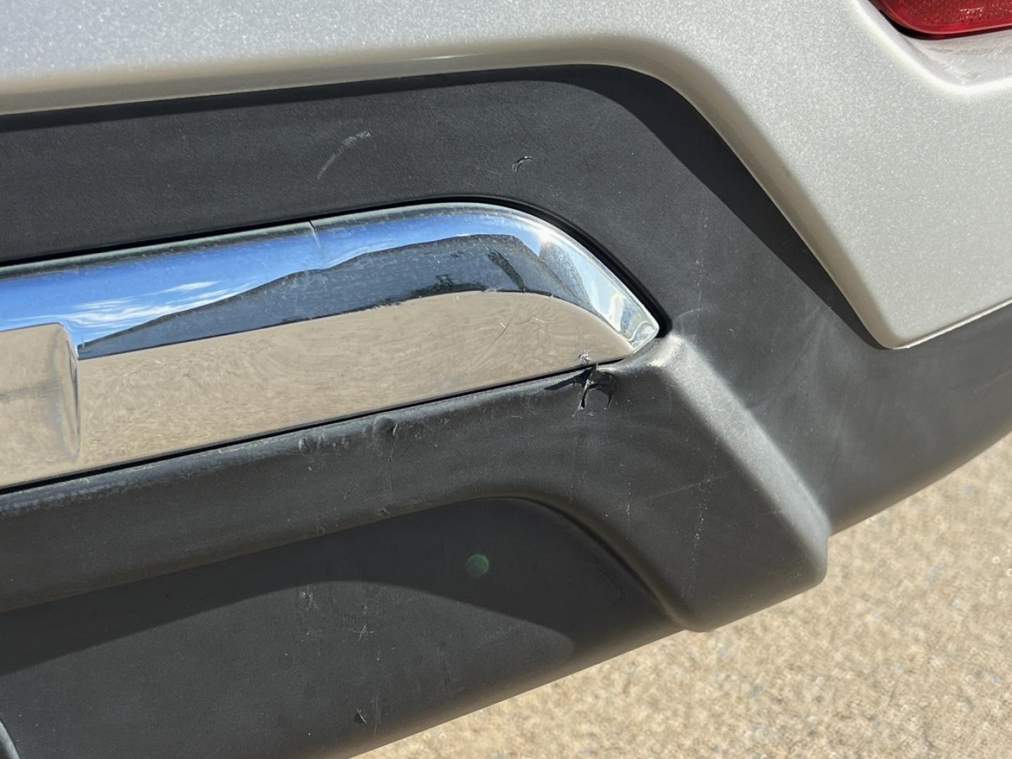 2015 SILVER /Black Leather Nissan Pathfinder Platinum 4WD (5N1AR2MM1FC) with an 3.5L V6 engine, Continuously Variable Transmission transmission, located at 2990 Old Orchard Rd., Jackson, MO, 63755, 37.354214, -89.612106 - 2015 Nissan Platinum 148xxx miles 4 Wheel Drive 3.5L V6 Automatic Leather 3rd Row Navigation Rear Entertainment Power/Heated/Cooled Seats Heated Rear Seats Heated Steering Wheel Backup Camera Sunroof Bluetooth Remote Start Cruise Power Windows/Locks/Mirrors We have financing availa - Photo#49