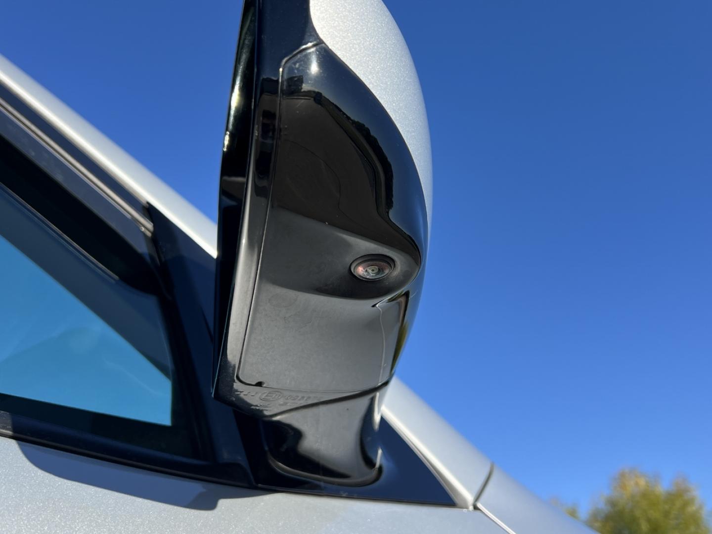 2015 SILVER /Black Leather Nissan Pathfinder Platinum 4WD (5N1AR2MM1FC) with an 3.5L V6 engine, Continuously Variable Transmission transmission, located at 2990 Old Orchard Rd., Jackson, MO, 63755, 37.354214, -89.612106 - 2015 Nissan Platinum 148xxx miles 4 Wheel Drive 3.5L V6 Automatic Leather 3rd Row Navigation Rear Entertainment Power/Heated/Cooled Seats Heated Rear Seats Heated Steering Wheel Backup Camera Sunroof Bluetooth Remote Start Cruise Power Windows/Locks/Mirrors We have financing availa - Photo#39