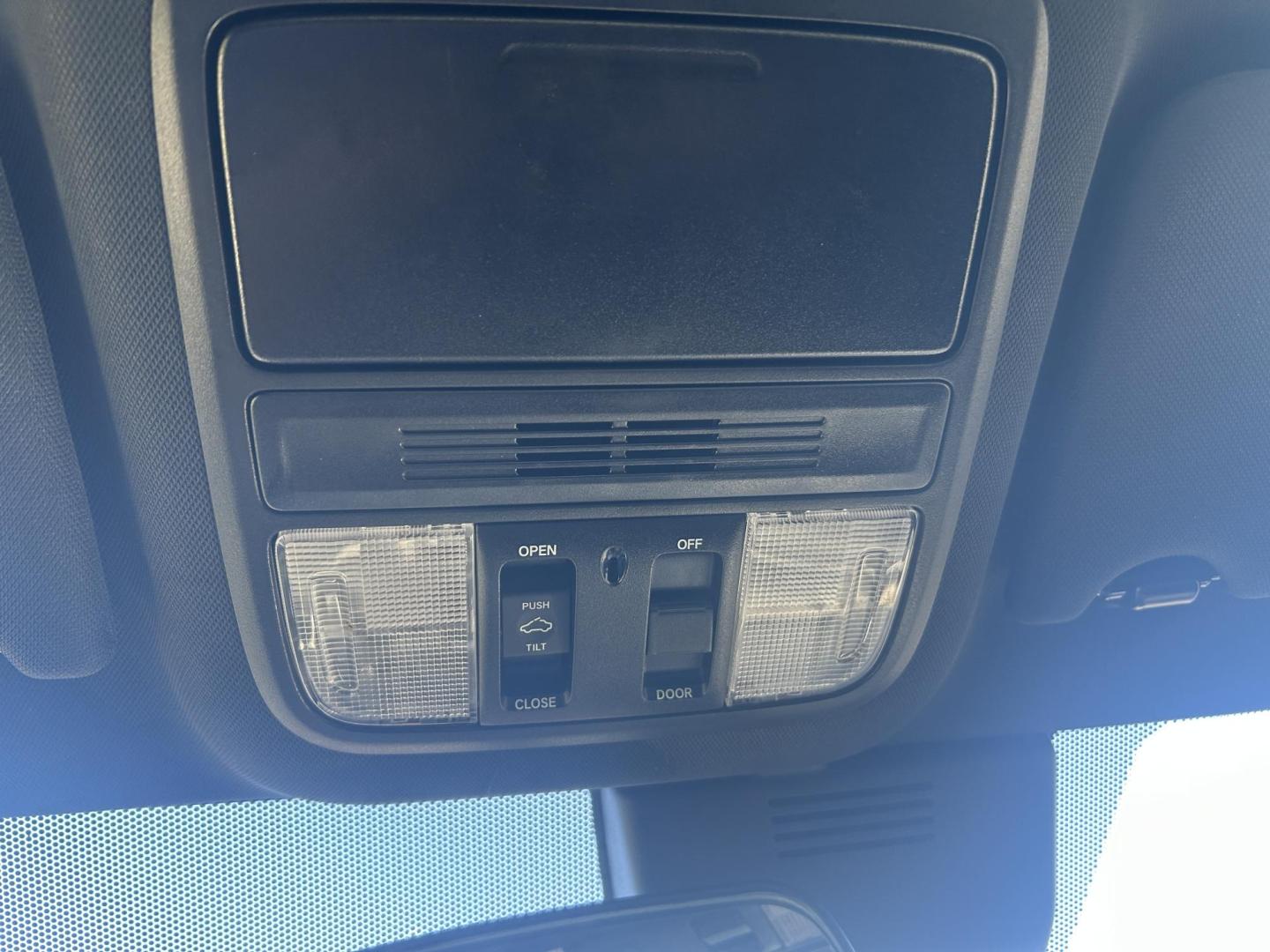 2020 BLACK /Black Honda Accord Sport 2.0T (1HGCV2F39LA) with an 2.0L L4 DOHC 16V TURBO engine, Automatic transmission, located at 506 S. Kingshighway, Cape Girardeau, MO, 63703, (573) 235-5000, 37.294991, -89.553635 - 2020 Honda Accord 60xxx miles *One Owner* Front Wheel Drive 2.0L 4 Cyl. Automatic Heated Seats Remote Start Bluetooth Back Up Camera Sunroof Cruise Power Windows/Locks/Mirrors We have financing available and we accept trades! Fill out a credit application on our website or come by today - Photo#27