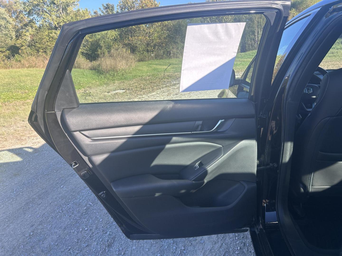 2020 BLACK /Black Honda Accord Sport 2.0T (1HGCV2F39LA) with an 2.0L L4 DOHC 16V TURBO engine, Automatic transmission, located at 506 S. Kingshighway, Cape Girardeau, MO, 63703, (573) 235-5000, 37.294991, -89.553635 - 2020 Honda Accord 60xxx miles *One Owner* Front Wheel Drive 2.0L 4 Cyl. Automatic Heated Seats Remote Start Bluetooth Back Up Camera Sunroof Cruise Power Windows/Locks/Mirrors We have financing available and we accept trades! Fill out a credit application on our website or come by today - Photo#17