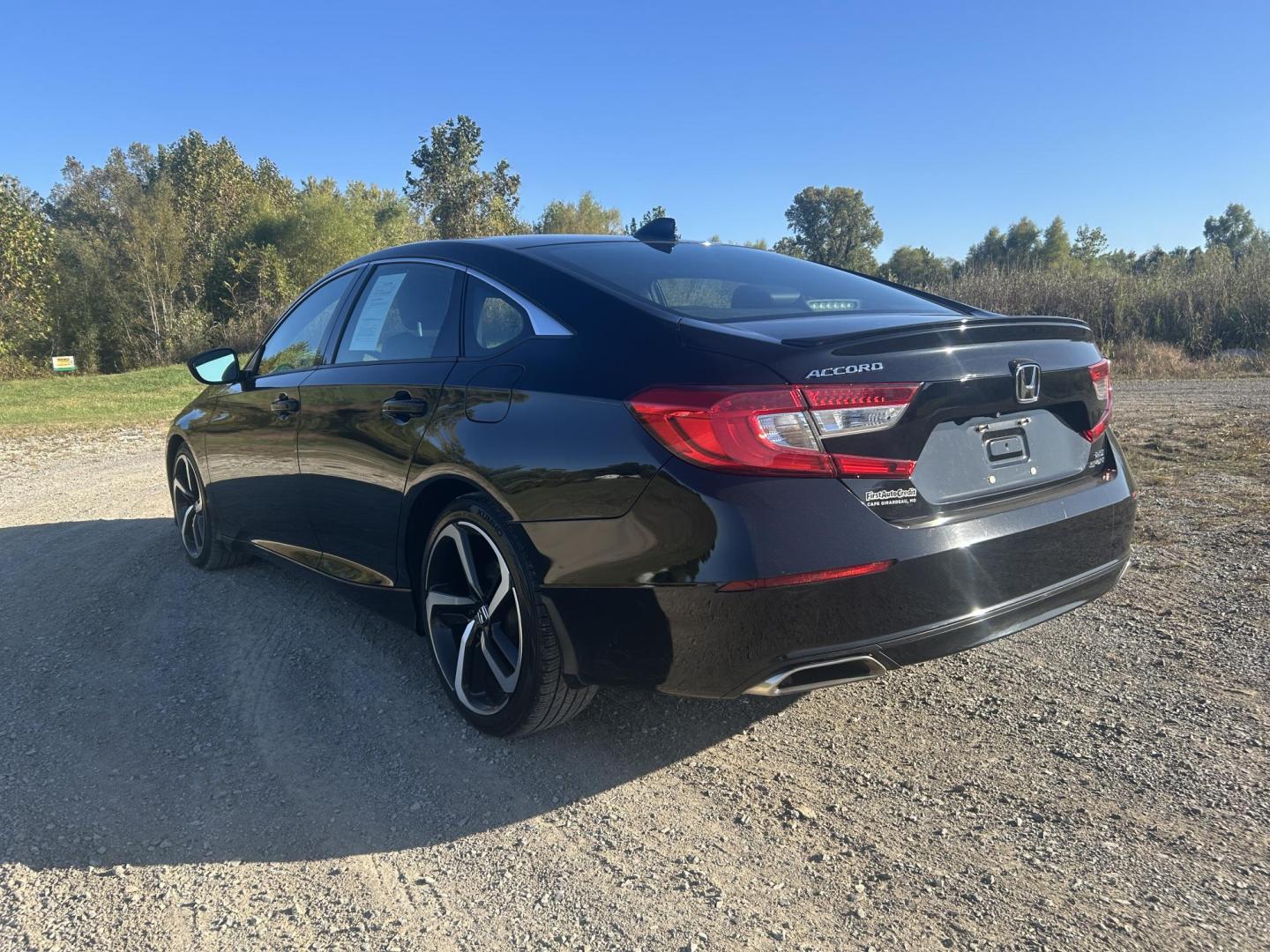 2020 BLACK /Black Honda Accord Sport 2.0T (1HGCV2F39LA) with an 2.0L L4 DOHC 16V TURBO engine, Automatic transmission, located at 506 S. Kingshighway, Cape Girardeau, MO, 63703, (573) 235-5000, 37.294991, -89.553635 - 2020 Honda Accord 60xxx miles *One Owner* Front Wheel Drive 2.0L 4 Cyl. Automatic Heated Seats Remote Start Bluetooth Back Up Camera Sunroof Cruise Power Windows/Locks/Mirrors We have financing available and we accept trades! Fill out a credit application on our website or come by today - Photo#9