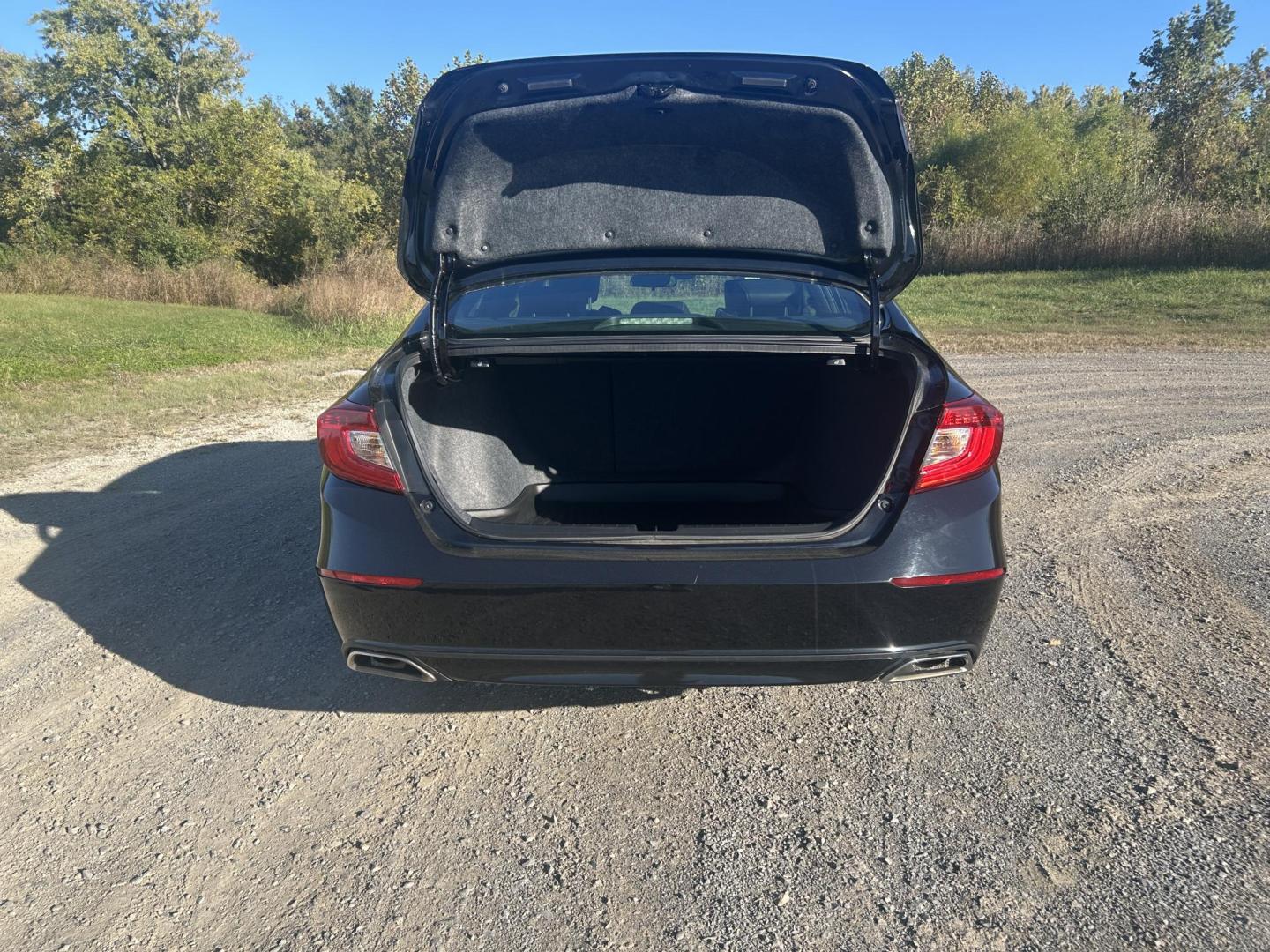 2020 BLACK /Black Honda Accord Sport 2.0T (1HGCV2F39LA) with an 2.0L L4 DOHC 16V TURBO engine, Automatic transmission, located at 506 S. Kingshighway, Cape Girardeau, MO, 63703, (573) 235-5000, 37.294991, -89.553635 - 2020 Honda Accord 60xxx miles *One Owner* Front Wheel Drive 2.0L 4 Cyl. Automatic Heated Seats Remote Start Bluetooth Back Up Camera Sunroof Cruise Power Windows/Locks/Mirrors We have financing available and we accept trades! Fill out a credit application on our website or come by today - Photo#33
