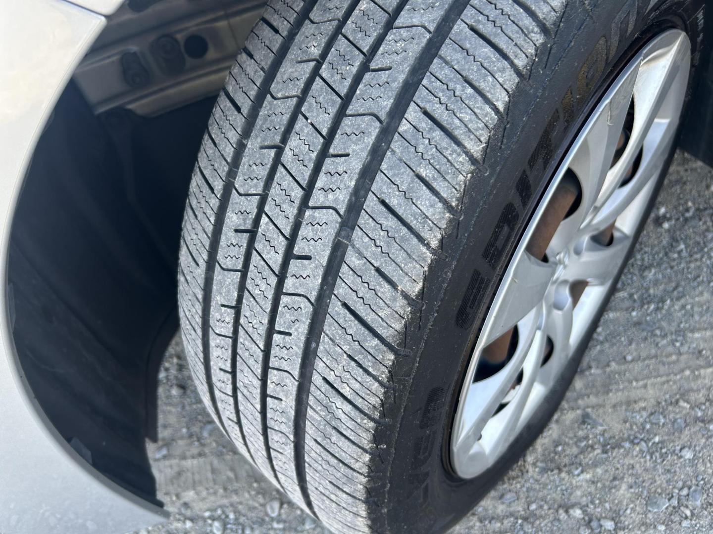 2020 SILVER /Gray Toyota Corolla LE (JTDEPRAEXLJ) with an 1.8L L4 DOHC 16V engine, CVT transmission, located at 506 S. Kingshighway, Cape Girardeau, MO, 63703, (573) 235-5000, 37.294991, -89.553635 - 2020 Toyota Corolla LE 143xxx miles Front Wheel Drive 1.8L 4 Cyl. Automatic Cruise Bluetooth Dual Climate Backup Camera Power Windows/Locks/Mirrors We have financing available and we accept trades! Fill out a credit application on our website or come by today! If you have any questions, g - Photo#34