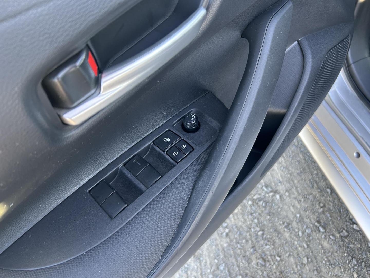 2020 SILVER /Gray Toyota Corolla LE (JTDEPRAEXLJ) with an 1.8L L4 DOHC 16V engine, CVT transmission, located at 506 S. Kingshighway, Cape Girardeau, MO, 63703, (573) 235-5000, 37.294991, -89.553635 - 2020 Toyota Corolla LE 143xxx miles Front Wheel Drive 1.8L 4 Cyl. Automatic Cruise Bluetooth Dual Climate Backup Camera Power Windows/Locks/Mirrors We have financing available and we accept trades! Fill out a credit application on our website or come by today! If you have any questions, g - Photo#25