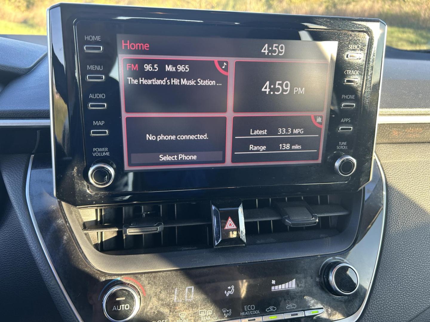 2020 SILVER /Gray Toyota Corolla LE (JTDEPRAEXLJ) with an 1.8L L4 DOHC 16V engine, CVT transmission, located at 506 S. Kingshighway, Cape Girardeau, MO, 63703, (573) 235-5000, 37.294991, -89.553635 - 2020 Toyota Corolla LE 143xxx miles Front Wheel Drive 1.8L 4 Cyl. Automatic Cruise Bluetooth Dual Climate Backup Camera Power Windows/Locks/Mirrors We have financing available and we accept trades! Fill out a credit application on our website or come by today! If you have any questions, g - Photo#30