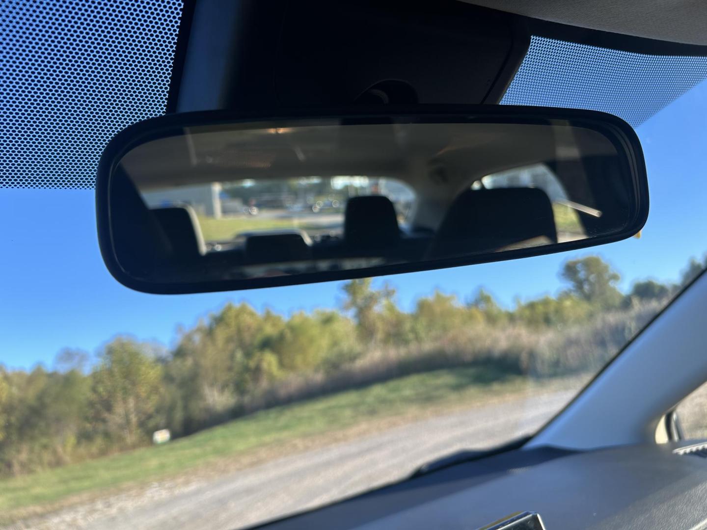 2020 SILVER /Gray Toyota Corolla LE (JTDEPRAEXLJ) with an 1.8L L4 DOHC 16V engine, CVT transmission, located at 506 S. Kingshighway, Cape Girardeau, MO, 63703, (573) 235-5000, 37.294991, -89.553635 - 2020 Toyota Corolla LE 143xxx miles Front Wheel Drive 1.8L 4 Cyl. Automatic Cruise Bluetooth Dual Climate Backup Camera Power Windows/Locks/Mirrors We have financing available and we accept trades! Fill out a credit application on our website or come by today! If you have any questions, g - Photo#31