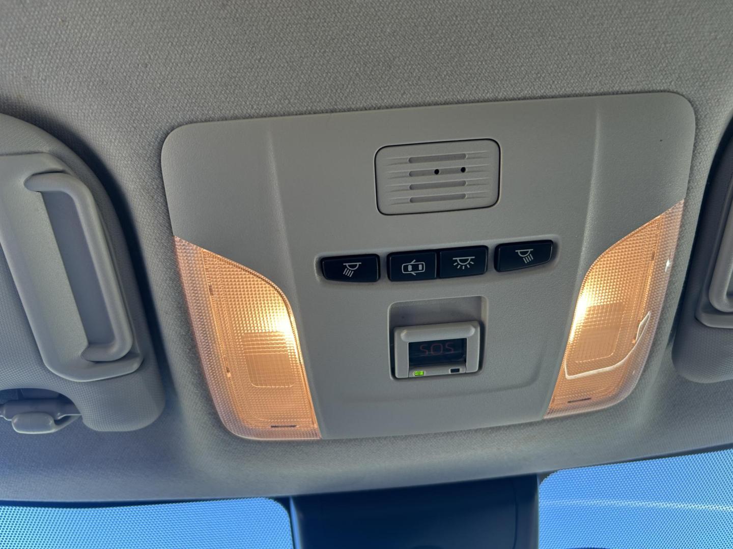 2020 SILVER /Gray Toyota Corolla LE (JTDEPRAEXLJ) with an 1.8L L4 DOHC 16V engine, CVT transmission, located at 506 S. Kingshighway, Cape Girardeau, MO, 63703, (573) 235-5000, 37.294991, -89.553635 - 2020 Toyota Corolla LE 143xxx miles Front Wheel Drive 1.8L 4 Cyl. Automatic Cruise Bluetooth Dual Climate Backup Camera Power Windows/Locks/Mirrors We have financing available and we accept trades! Fill out a credit application on our website or come by today! If you have any questions, g - Photo#32