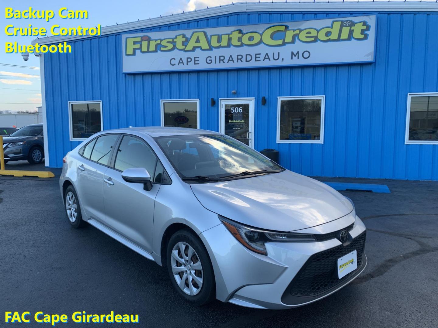 2020 SILVER /Gray Toyota Corolla LE (JTDEPRAEXLJ) with an 1.8L L4 DOHC 16V engine, CVT transmission, located at 506 S. Kingshighway, Cape Girardeau, MO, 63703, (573) 235-5000, 37.294991, -89.553635 - 2020 Toyota Corolla LE 143xxx miles Front Wheel Drive 1.8L 4 Cyl. Automatic Cruise Bluetooth Dual Climate Backup Camera Power Windows/Locks/Mirrors We have financing available and we accept trades! Fill out a credit application on our website or come by today! If you have any questions, g - Photo#0