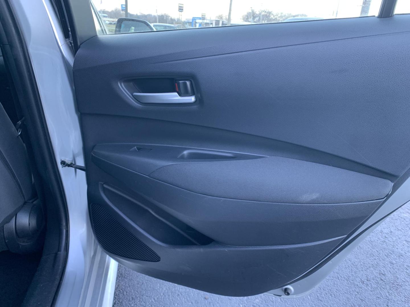 2020 SILVER /Gray Toyota Corolla LE (JTDEPRAEXLJ) with an 1.8L L4 DOHC 16V engine, CVT transmission, located at 506 S. Kingshighway, Cape Girardeau, MO, 63703, (573) 235-5000, 37.294991, -89.553635 - 2020 Toyota Corolla LE 143xxx miles Front Wheel Drive 1.8L 4 Cyl. Automatic Cruise Bluetooth Dual Climate Backup Camera Power Windows/Locks/Mirrors We have financing available and we accept trades! Fill out a credit application on our website or come by today! If you have any questions, g - Photo#22