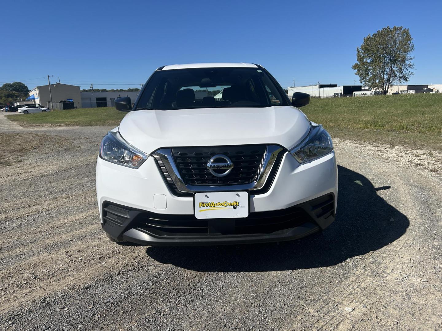 2020 WHITE /Black Nissan Kicks S (3N1CP5BV9LL) with an 1.6L L4 engine, CVT transmission, located at 506 S. Kingshighway, Cape Girardeau, MO, 63703, (573) 235-5000, 37.294991, -89.553635 - 2020 Nissan Kicks S 34,xxx miles Front Wheel Drive 1.6L 4 Cyl. Automatic Cruise Bluetooth Backup Camera We have financing available and we accept trades! Fill out a credit application on our website or come by today! If you have any questions, give us a call at (573) 235-5000 or visit our w - Photo#5