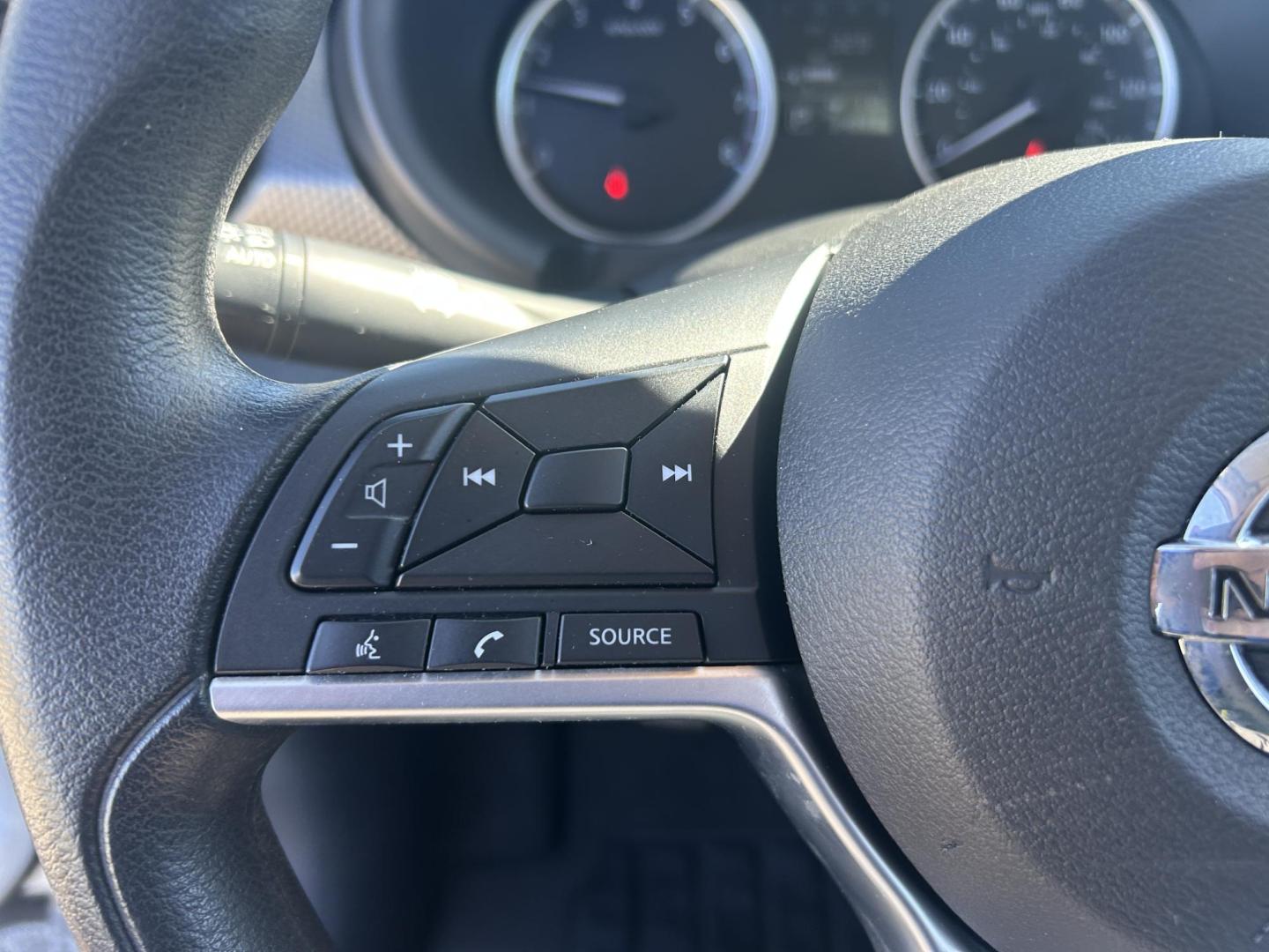 2020 WHITE /Black Nissan Kicks S (3N1CP5BV9LL) with an 1.6L L4 engine, CVT transmission, located at 506 S. Kingshighway, Cape Girardeau, MO, 63703, (573) 235-5000, 37.294991, -89.553635 - 2020 Nissan Kicks S 34,xxx miles Front Wheel Drive 1.6L 4 Cyl. Automatic Cruise Bluetooth Backup Camera We have financing available and we accept trades! Fill out a credit application on our website or come by today! If you have any questions, give us a call at (573) 235-5000 or visit our w - Photo#26