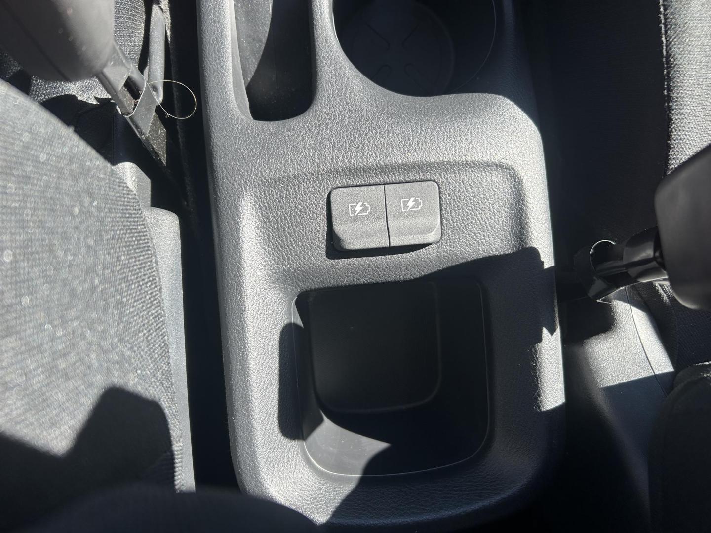 2020 WHITE /Black Nissan Kicks S (3N1CP5BV9LL) with an 1.6L L4 engine, CVT transmission, located at 506 S. Kingshighway, Cape Girardeau, MO, 63703, (573) 235-5000, 37.294991, -89.553635 - 2020 Nissan Kicks S 34,xxx miles Front Wheel Drive 1.6L 4 Cyl. Automatic Cruise Bluetooth Backup Camera We have financing available and we accept trades! Fill out a credit application on our website or come by today! If you have any questions, give us a call at (573) 235-5000 or visit our w - Photo#29