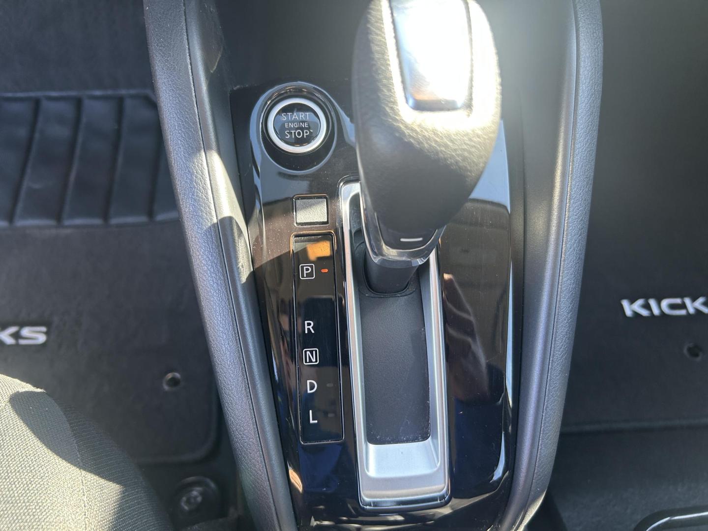 2020 WHITE /Black Nissan Kicks S (3N1CP5BV9LL) with an 1.6L L4 engine, CVT transmission, located at 506 S. Kingshighway, Cape Girardeau, MO, 63703, (573) 235-5000, 37.294991, -89.553635 - 2020 Nissan Kicks S 34,xxx miles Front Wheel Drive 1.6L 4 Cyl. Automatic Cruise Bluetooth Backup Camera We have financing available and we accept trades! Fill out a credit application on our website or come by today! If you have any questions, give us a call at (573) 235-5000 or visit our w - Photo#30