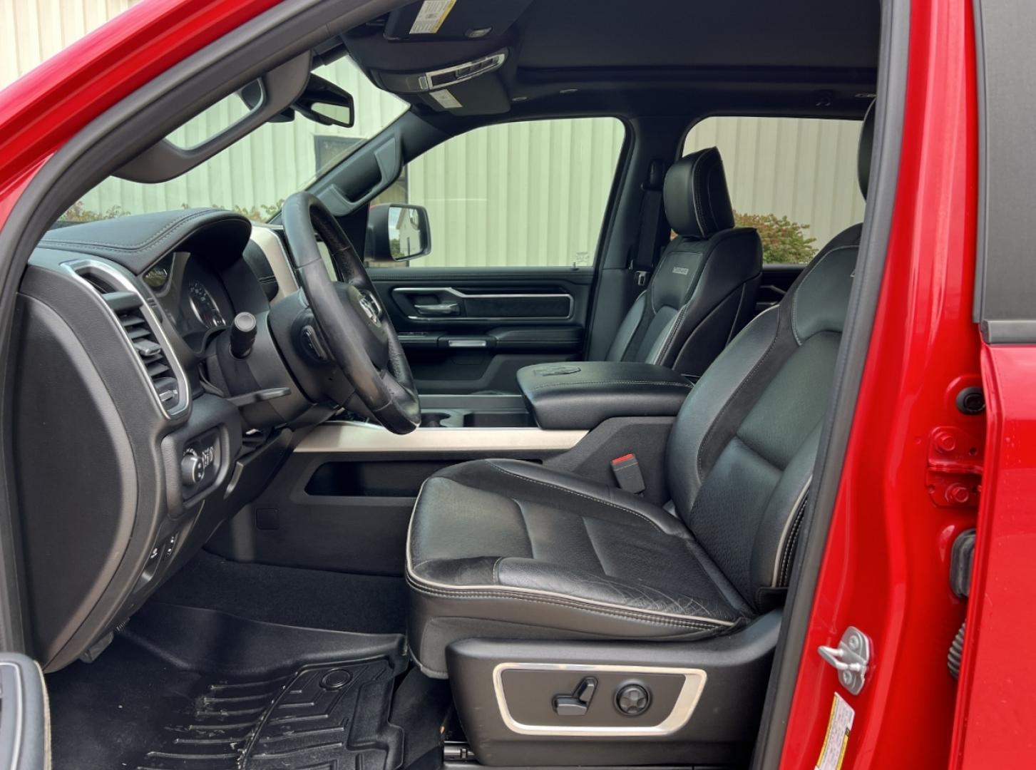 2019 RED /Black Leather RAM 1500 Laramie Crew Cab SWB 4WD (1C6SRFJT2KN) with an 5.7L V8 HEMI engine, Automatic transmission, located at 2990 Old Orchard Rd., Jackson, MO, 63755, 37.354214, -89.612106 - 2019 Ram 1500 Laramie 125xxx miles 4x4 5.7L V8 HEMI Automatic Leather Power/Heated/Cooled Seats Heated Steering Wheel Backup Camera Sunroof Bluetooth Remote Start Cruise Power Windows/Locks/Mirrors We have financing available and we accept trades! Fill out a credit application on our w - Photo#16
