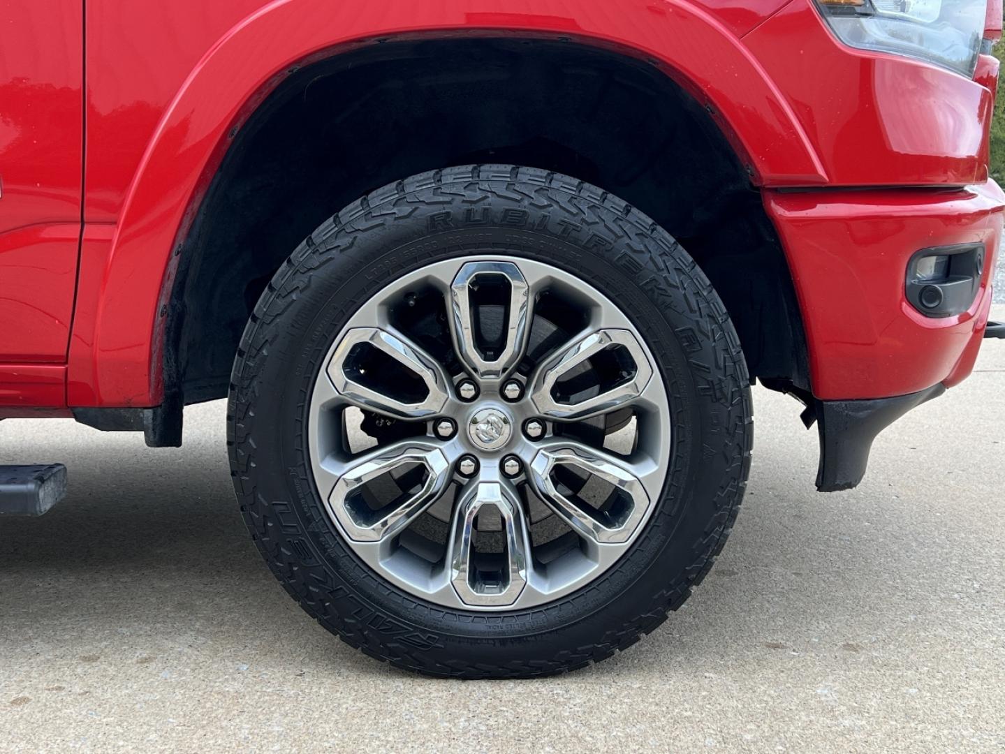 2019 RED /Black Leather RAM 1500 Laramie Crew Cab SWB 4WD (1C6SRFJT2KN) with an 5.7L V8 HEMI engine, Automatic transmission, located at 2990 Old Orchard Rd., Jackson, MO, 63755, 37.354214, -89.612106 - 2019 Ram 1500 Laramie 125xxx miles 4x4 5.7L V8 HEMI Automatic Leather Power/Heated/Cooled Seats Heated Steering Wheel Backup Camera Sunroof Bluetooth Remote Start Cruise Power Windows/Locks/Mirrors We have financing available and we accept trades! Fill out a credit application on our w - Photo#47