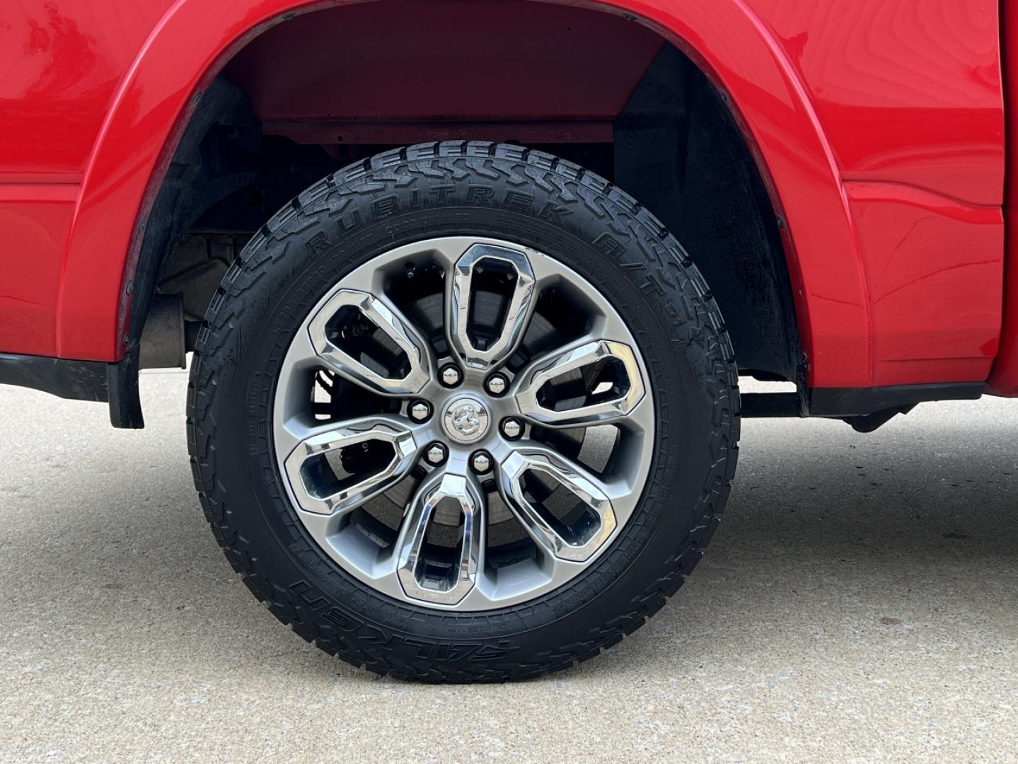 2019 RED /Black Leather RAM 1500 Laramie Crew Cab SWB 4WD (1C6SRFJT2KN) with an 5.7L V8 HEMI engine, Automatic transmission, located at 2990 Old Orchard Rd., Jackson, MO, 63755, 37.354214, -89.612106 - 2019 Ram 1500 Laramie 125xxx miles 4x4 5.7L V8 HEMI Automatic Leather Power/Heated/Cooled Seats Heated Steering Wheel Backup Camera Sunroof Bluetooth Remote Start Cruise Power Windows/Locks/Mirrors We have financing available and we accept trades! Fill out a credit application on our w - Photo#46