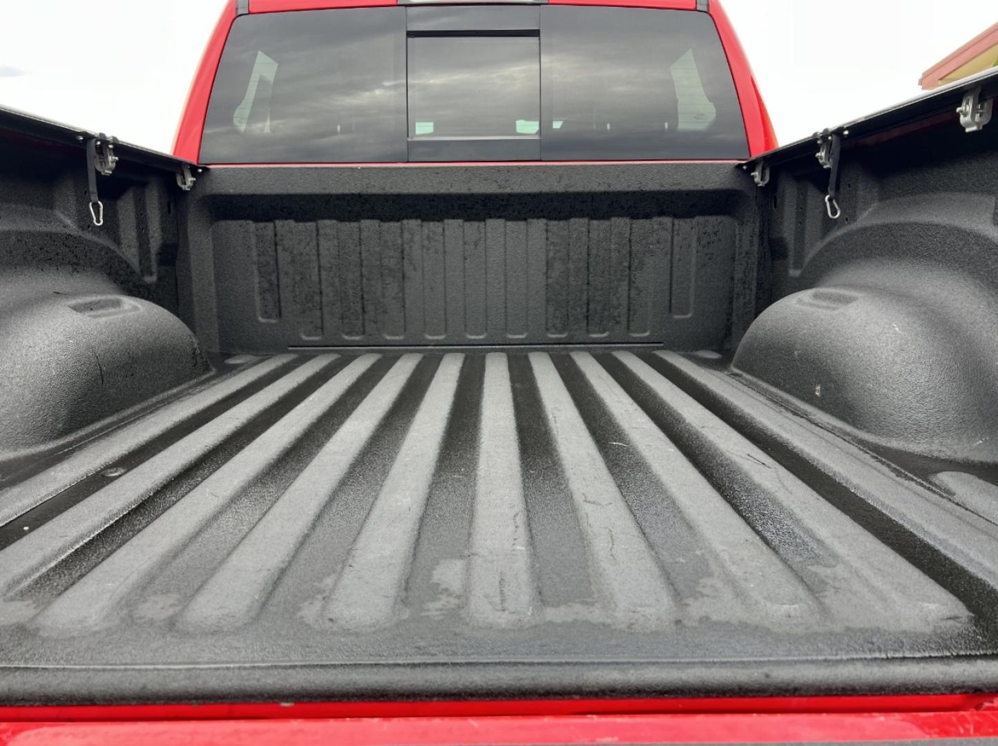 2019 RED /Black Leather RAM 1500 Laramie Crew Cab SWB 4WD (1C6SRFJT2KN) with an 5.7L V8 HEMI engine, Automatic transmission, located at 2990 Old Orchard Rd., Jackson, MO, 63755, 37.354214, -89.612106 - 2019 Ram 1500 Laramie 125xxx miles 4x4 5.7L V8 HEMI Automatic Leather Power/Heated/Cooled Seats Heated Steering Wheel Backup Camera Sunroof Bluetooth Remote Start Cruise Power Windows/Locks/Mirrors We have financing available and we accept trades! Fill out a credit application on our w - Photo#22