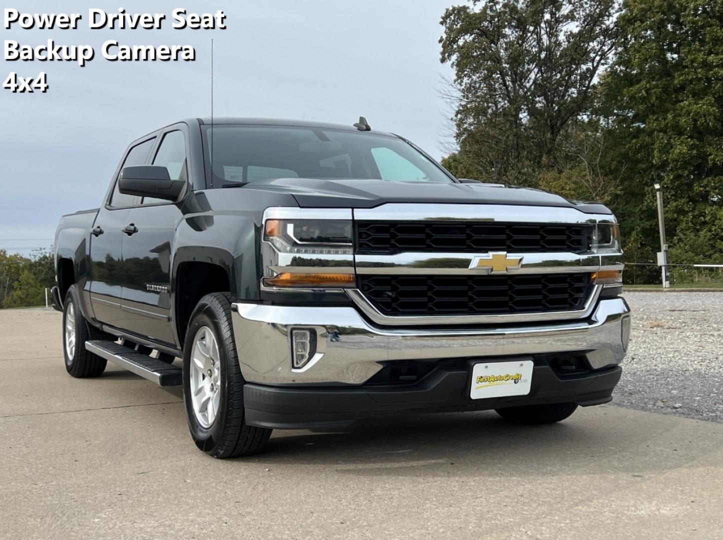 2017 GRAY /Black Cloth Chevrolet Silverado 1500 LT Crew Cab 4WD (3GCUKREC5HG) with an 5.3L V8 engine, Automatic transmission, located at 2990 Old Orchard Rd., Jackson, MO, 63755, 37.354214, -89.612106 - 2017 Chevrolet Silverado 1500 LT 126xxx miles 4x4 5.3L V8 Automatic Backup Camera Bluetooth Remote Start Cruise Power Windows/Locks/Mirrors We have financing available and we accept trades! Fill out a credit application on our website or come by today! If you have any questions, give us a - Photo#0