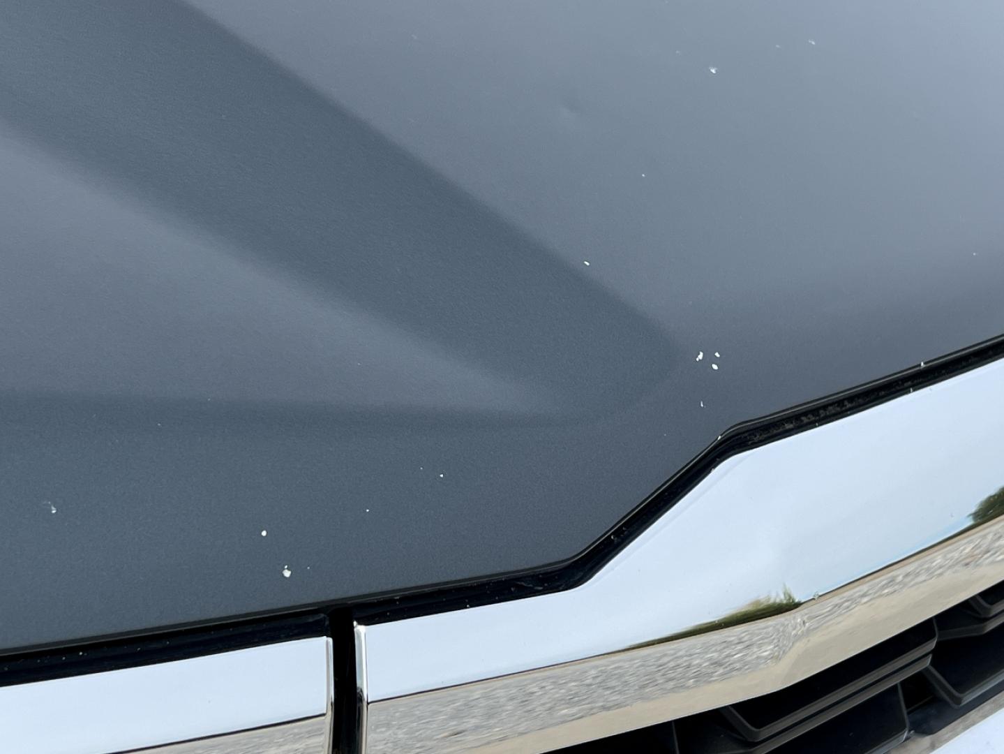 2017 GRAY /Black Cloth Chevrolet Silverado 1500 LT Crew Cab 4WD (3GCUKREC5HG) with an 5.3L V8 engine, Automatic transmission, located at 2990 Old Orchard Rd., Jackson, MO, 63755, 37.354214, -89.612106 - 2017 Chevrolet Silverado 1500 LT 126xxx miles 4x4 5.3L V8 Automatic Backup Camera Bluetooth Remote Start Cruise Power Windows/Locks/Mirrors We have financing available and we accept trades! Fill out a credit application on our website or come by today! If you have any questions, give us a - Photo#38