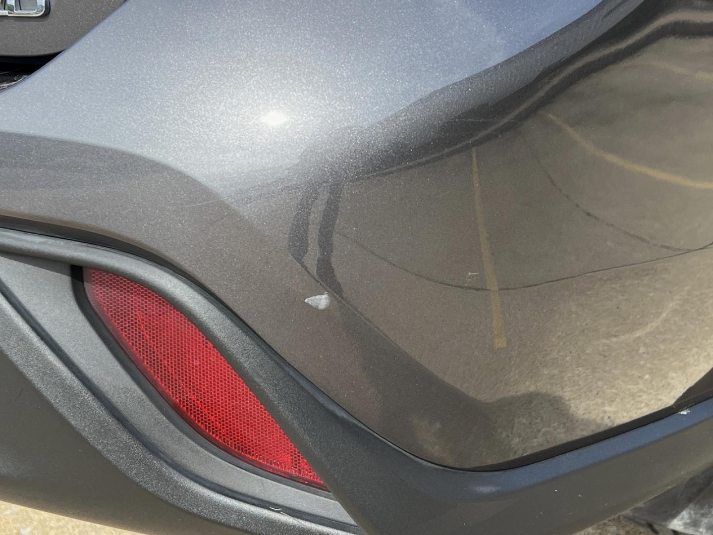 2022 GRAY /Tan Leather Toyota Highlander XLE AWD V6 (5TDGZRBH3NS) with an 3.5L V6 engine, Automatic transmission, located at 506 S. Kingshighway, Cape Girardeau, MO, 63703, (573) 235-5000, 37.294991, -89.553635 - 2022 Toyota Highlander XLE 1-Owner 110xxx miles All Wheel Drive 3.5L V6 Automatic Leather 3rd Row Backup Camera Power/Heated Seats Sunroof Bluetooth Cruise Power Windows/Locks/Mirrors We have financing available and we accept trades! Fill out a credit application on our website or come - Photo#40