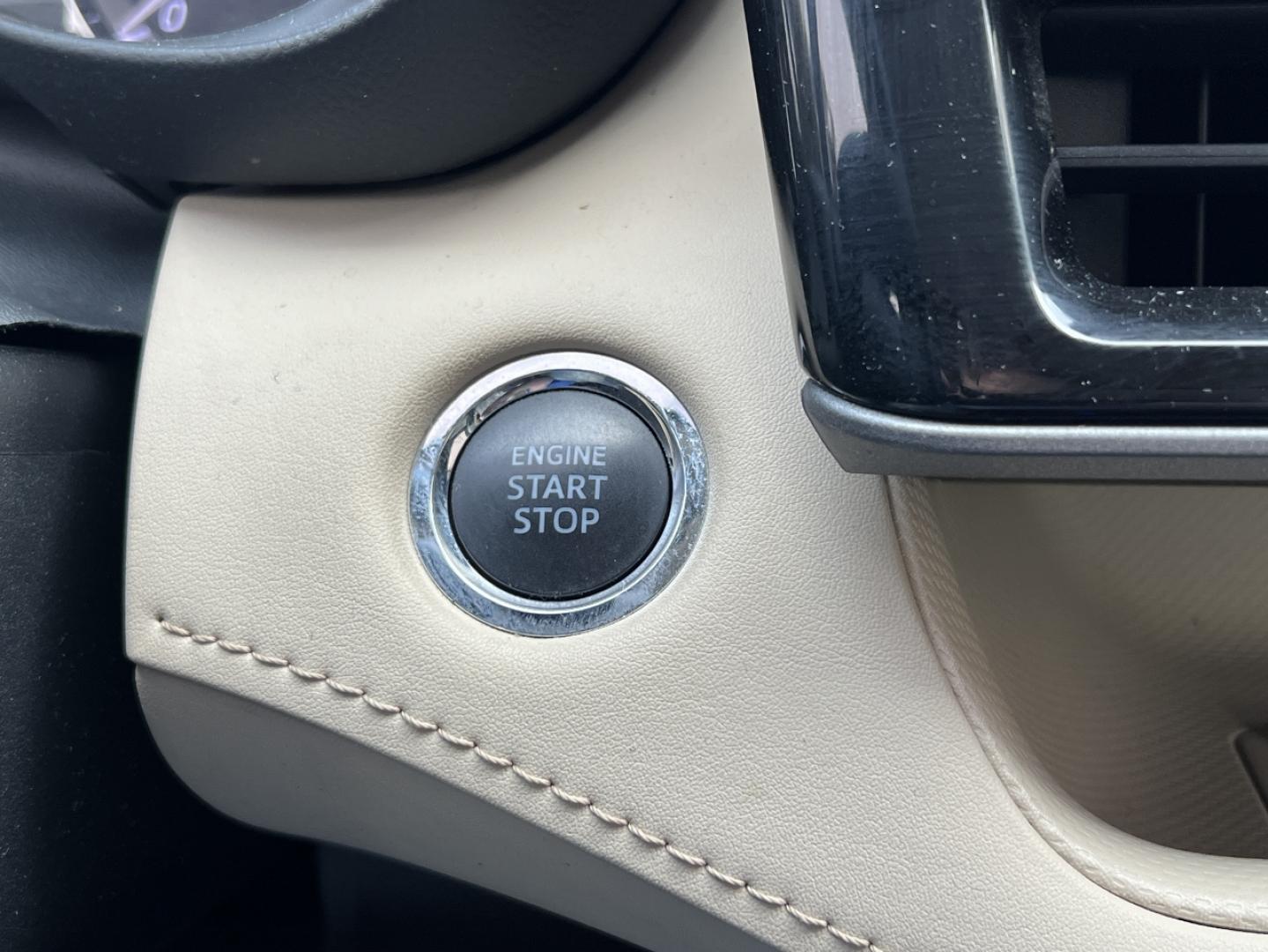 2022 GRAY /Tan Leather Toyota Highlander XLE AWD V6 (5TDGZRBH3NS) with an 3.5L V6 engine, Automatic transmission, located at 506 S. Kingshighway, Cape Girardeau, MO, 63703, (573) 235-5000, 37.294991, -89.553635 - 2022 Toyota Highlander XLE 1-Owner 110xxx miles All Wheel Drive 3.5L V6 Automatic Leather 3rd Row Backup Camera Power/Heated Seats Sunroof Bluetooth Cruise Power Windows/Locks/Mirrors We have financing available and we accept trades! Fill out a credit application on our website or come - Photo#25