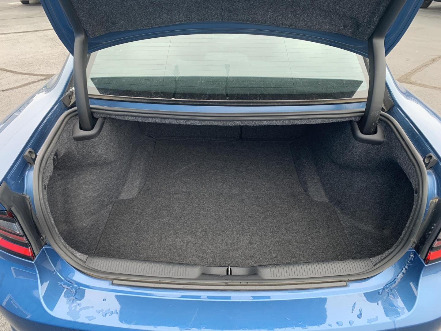 2023 BLUE /Black Cloth Dodge Charger SXT (2C3CDXBG3PH) with an 3.6L V6 engine, Automatic transmission, located at 506 S. Kingshighway, Cape Girardeau, MO, 63703, (573) 235-5000, 37.294991, -89.553635 - 2023 Dodge Charger SXT 1-Owner 74xxx miles Rear Wheel Drive 3.6L V6 Automatic Backup Camera Bluetooth Cruise Power Windows/Locks/Mirrors We have financing available and we accept trades! Fill out a credit application on our website or come by today! If you have any questions, give us a ca - Photo#6