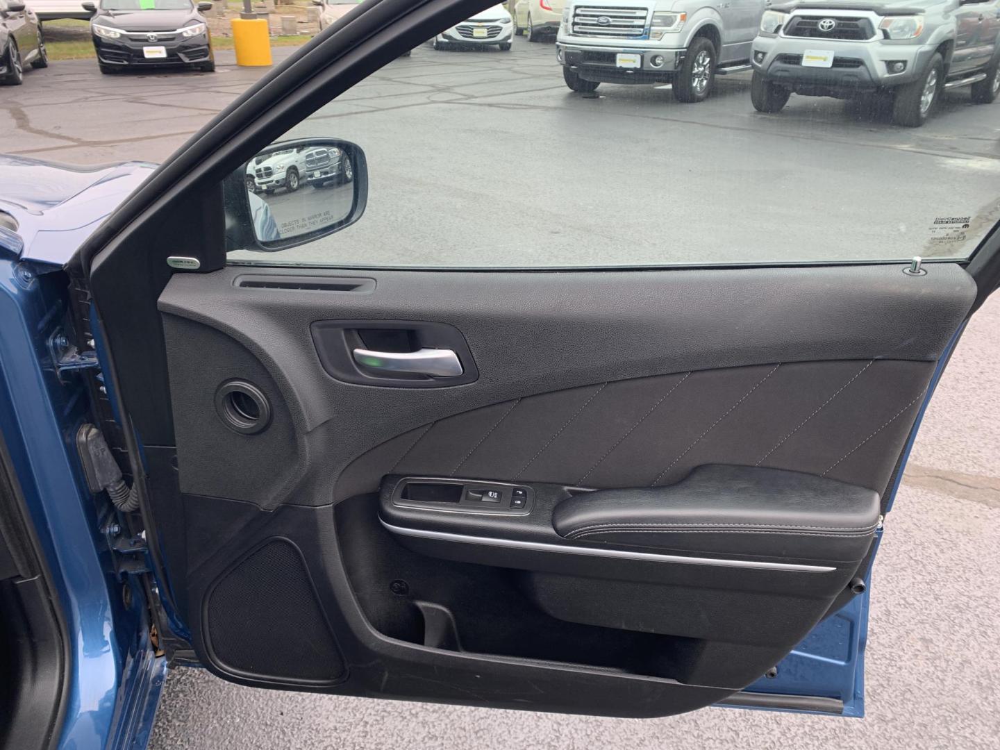 2023 BLUE /Black Cloth Dodge Charger SXT (2C3CDXBG3PH) with an 3.6L V6 engine, Automatic transmission, located at 506 S. Kingshighway, Cape Girardeau, MO, 63703, (573) 235-5000, 37.294991, -89.553635 - 2023 Dodge Charger SXT 1-Owner 74xxx miles Rear Wheel Drive 3.6L V6 Automatic Backup Camera Bluetooth Cruise Power Windows/Locks/Mirrors We have financing available and we accept trades! Fill out a credit application on our website or come by today! If you have any questions, give us a ca - Photo#12