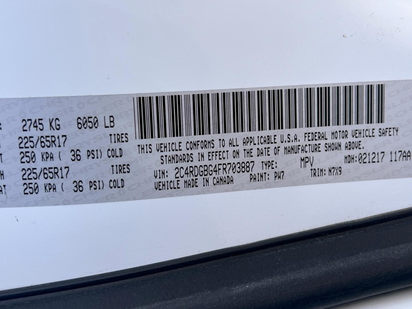 2015 WHITE /Black Cloth Dodge Grand Caravan SE (2C4RDGBG4FR) with an 3.6L V6 engine, Automatic transmission, located at 2990 Old Orchard Rd., Jackson, MO, 63755, 37.354214, -89.612106 - 2015 Dodge Grand Caravan SE 134xxx miles Front Wheel Drive 3.6L V6 Automatic 3rd Row Backup Camera Bluetooth Cruise Power Windows/Locks/Mirrors We have financing available and we accept trades! Fill out a credit application on our website or come by today! If you have any questions, give - Photo#43