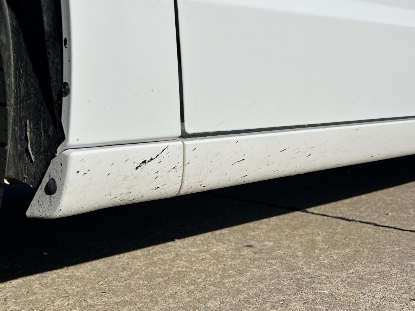 2015 WHITE /Black Cloth Dodge Grand Caravan SE (2C4RDGBG4FR) with an 3.6L V6 engine, Automatic transmission, located at 2990 Old Orchard Rd., Jackson, MO, 63755, 37.354214, -89.612106 - 2015 Dodge Grand Caravan SE 134xxx miles Front Wheel Drive 3.6L V6 Automatic 3rd Row Backup Camera Bluetooth Cruise Power Windows/Locks/Mirrors We have financing available and we accept trades! Fill out a credit application on our website or come by today! If you have any questions, give - Photo#42