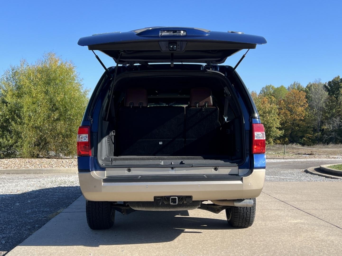 2012 BLUE /Brown Leather Ford Expedition EL King Ranch 4WD (1FMJK1J52CE) with an 5.4L V8 engine, Automatic transmission, located at 2990 Old Orchard Rd., Jackson, MO, 63755, 37.354214, -89.612106 - 2012 Ford Expedition EL King Ranch 173xxx miles 4 Wheel Drive 5.4L V8 Automatic Leather 3rd Row New Tires Backup Camera Power/Heated/Cooled Seats Heated Rear Seats Sunroof Power Running Boards Cruise Power Windows/Locks/Mirrors We have financing available and we accept trades! Fill ou - Photo#22