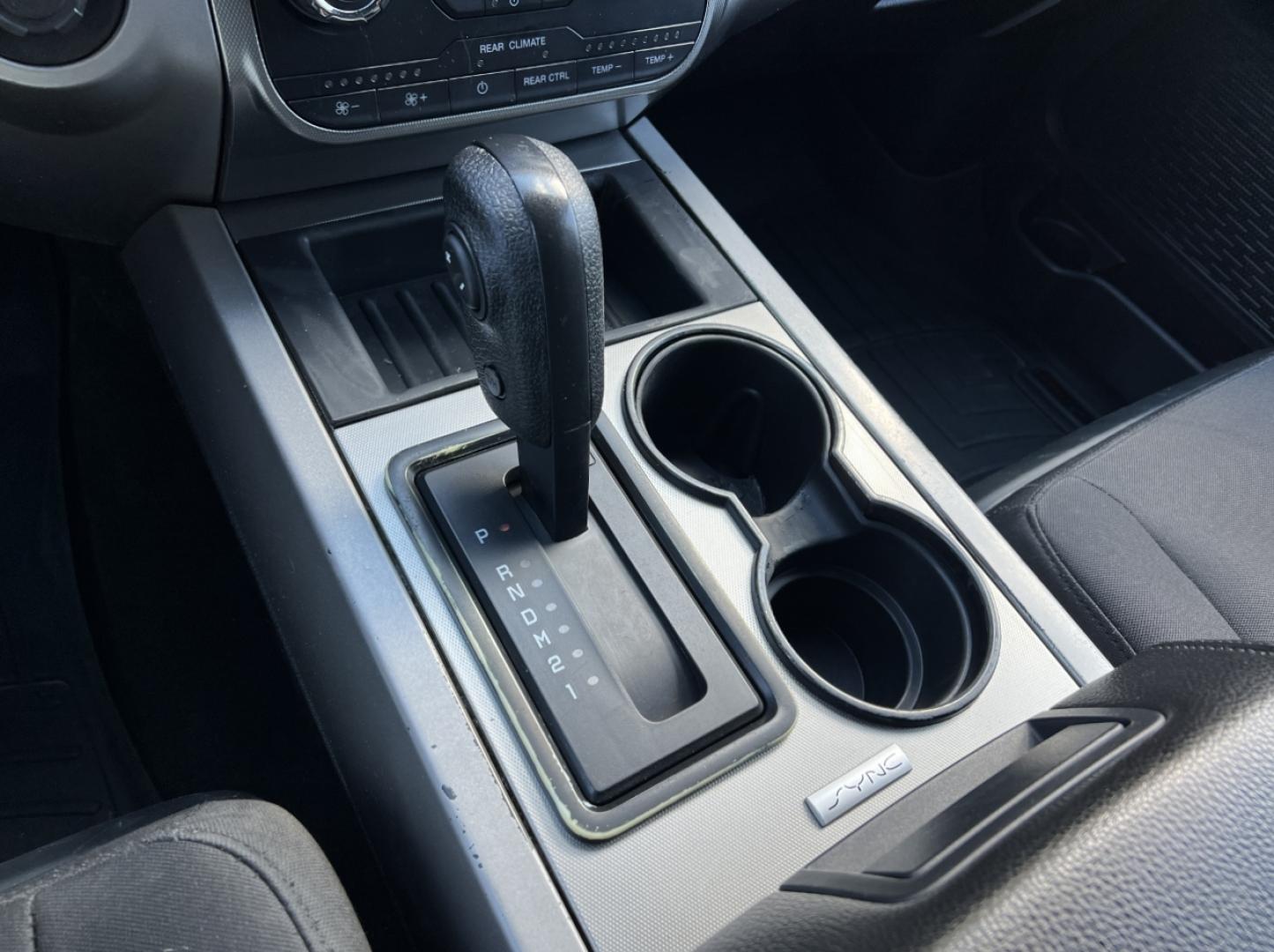 2017 WHITE /Black Cloth Ford Expedition XLT 4WD (1FMJU1JT6HE) with an 3.5L V6 engine, Automatic transmission, located at 506 S. Kingshighway, Cape Girardeau, MO, 63703, (573) 235-5000, 37.294991, -89.553635 - 2017 Ford Expedition XLT 146xxx miles 4 Wheel Drive 3.5L V6 Automatic 3rd Row Backup Camera Power Driver Seat Bluetooth Cruise Power Windows/Locks/Mirrors We have financing available and we accept trades! Fill out a credit application on our website or come by today! If you have any ques - Photo#22