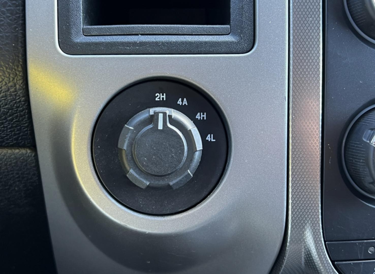 2017 WHITE /Black Cloth Ford Expedition XLT 4WD (1FMJU1JT6HE) with an 3.5L V6 engine, Automatic transmission, located at 506 S. Kingshighway, Cape Girardeau, MO, 63703, (573) 235-5000, 37.294991, -89.553635 - 2017 Ford Expedition XLT 146xxx miles 4 Wheel Drive 3.5L V6 Automatic 3rd Row Backup Camera Power Driver Seat Bluetooth Cruise Power Windows/Locks/Mirrors We have financing available and we accept trades! Fill out a credit application on our website or come by today! If you have any ques - Photo#2