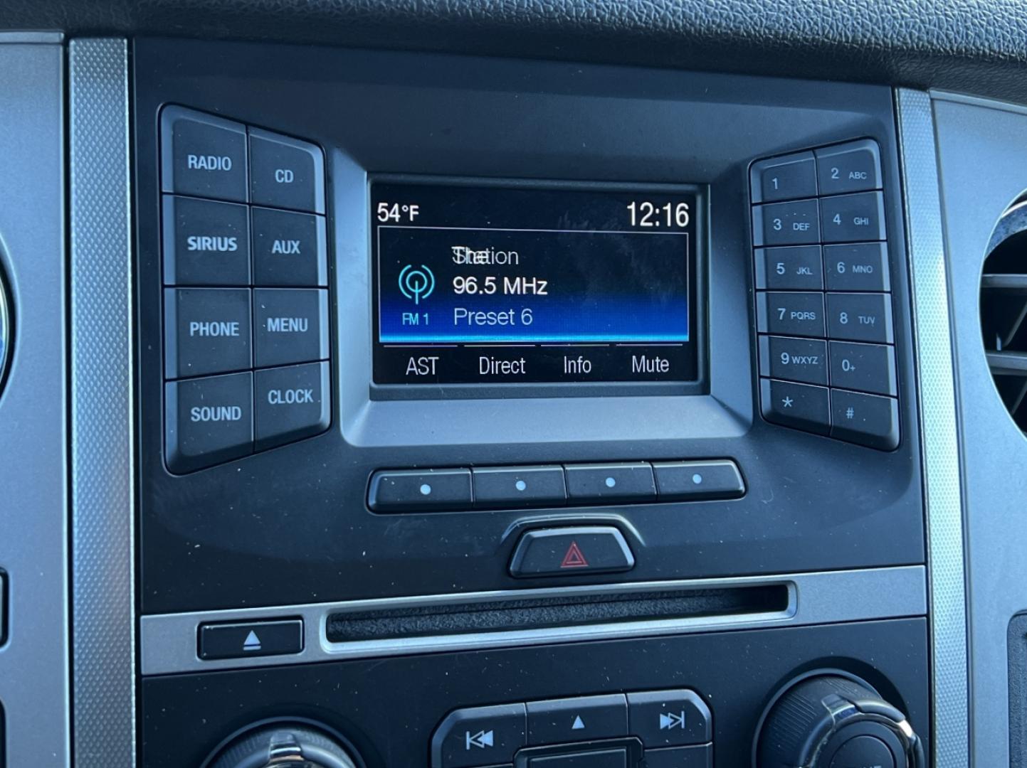 2017 WHITE /Black Cloth Ford Expedition XLT 4WD (1FMJU1JT6HE) with an 3.5L V6 engine, Automatic transmission, located at 506 S. Kingshighway, Cape Girardeau, MO, 63703, (573) 235-5000, 37.294991, -89.553635 - 2017 Ford Expedition XLT 146xxx miles 4 Wheel Drive 3.5L V6 Automatic 3rd Row Backup Camera Power Driver Seat Bluetooth Cruise Power Windows/Locks/Mirrors We have financing available and we accept trades! Fill out a credit application on our website or come by today! If you have any ques - Photo#24